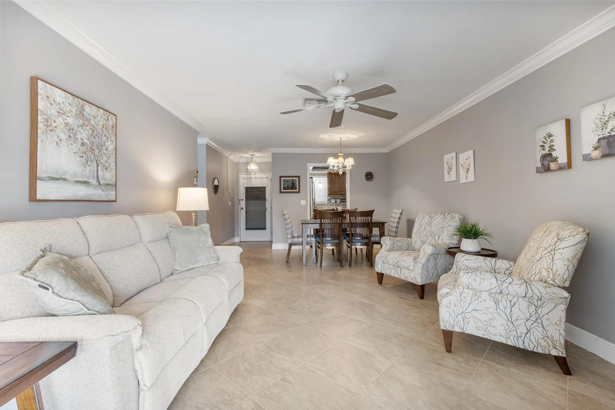 Property Slideshow image 8 of 25 | 2995 crosley dr w b, Greenacres, FL, 33415