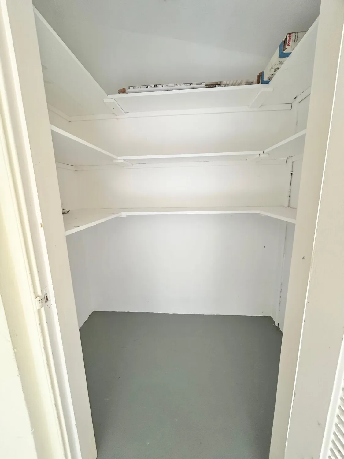 Property Slideshow image 22 of 33 | 2556 dudley dr d, West Palm Beach, FL, 33415