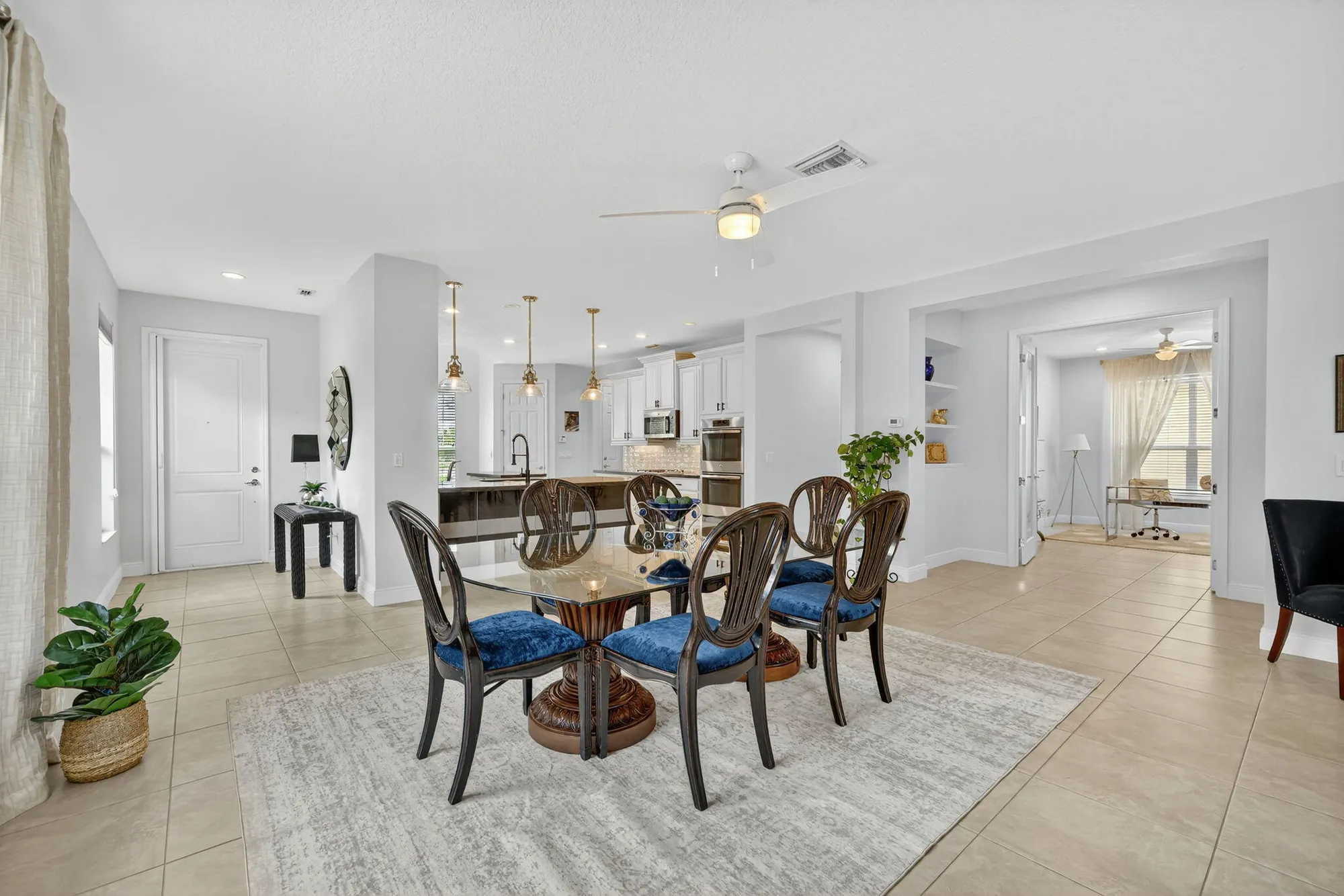 Property Slideshow image 4 of 36 | 9624 sw royal poinciana dr, Port Saint Lucie, FL, 34987