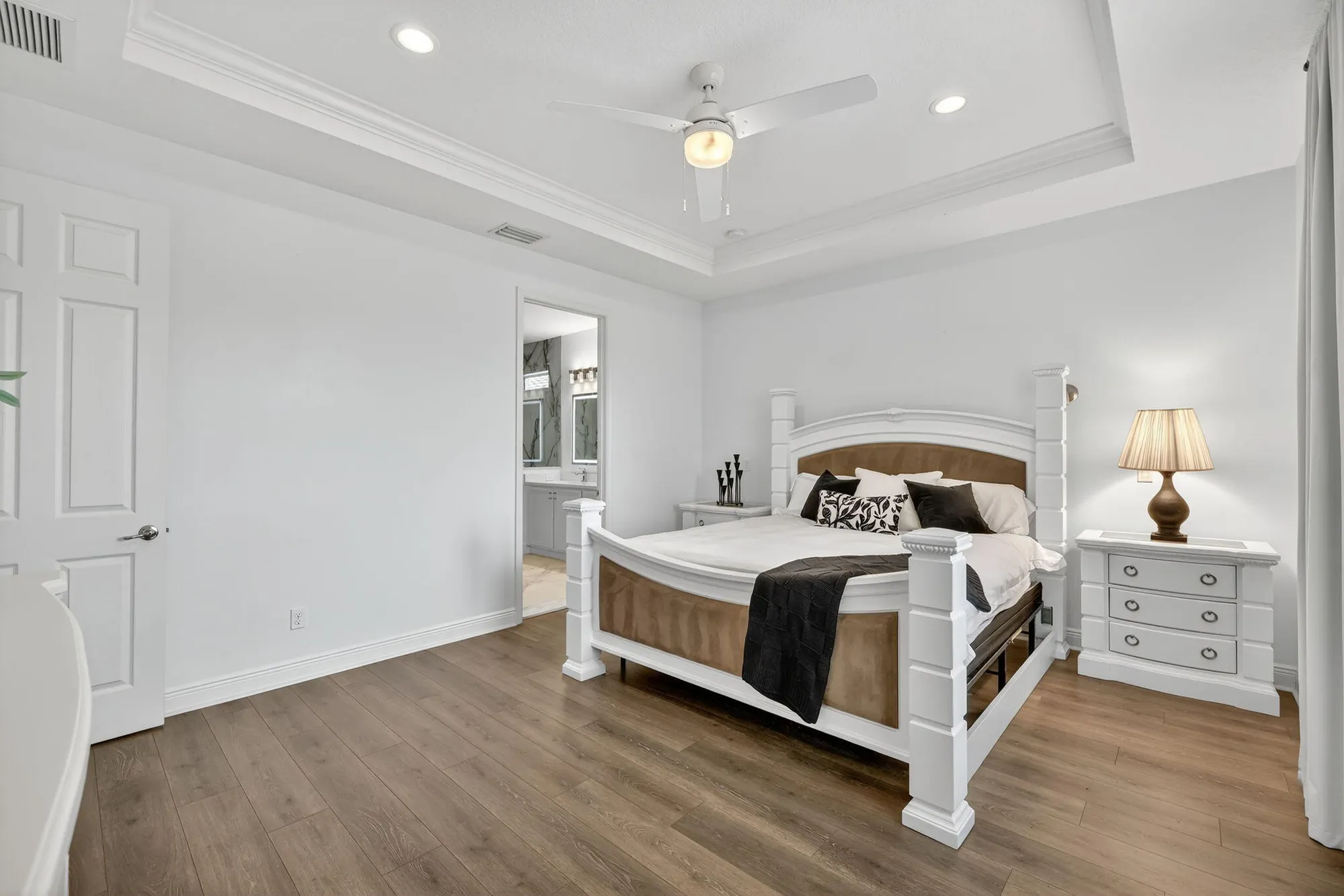 Property Slideshow image 20 of 36 | 9624 sw royal poinciana dr, Port Saint Lucie, FL, 34987