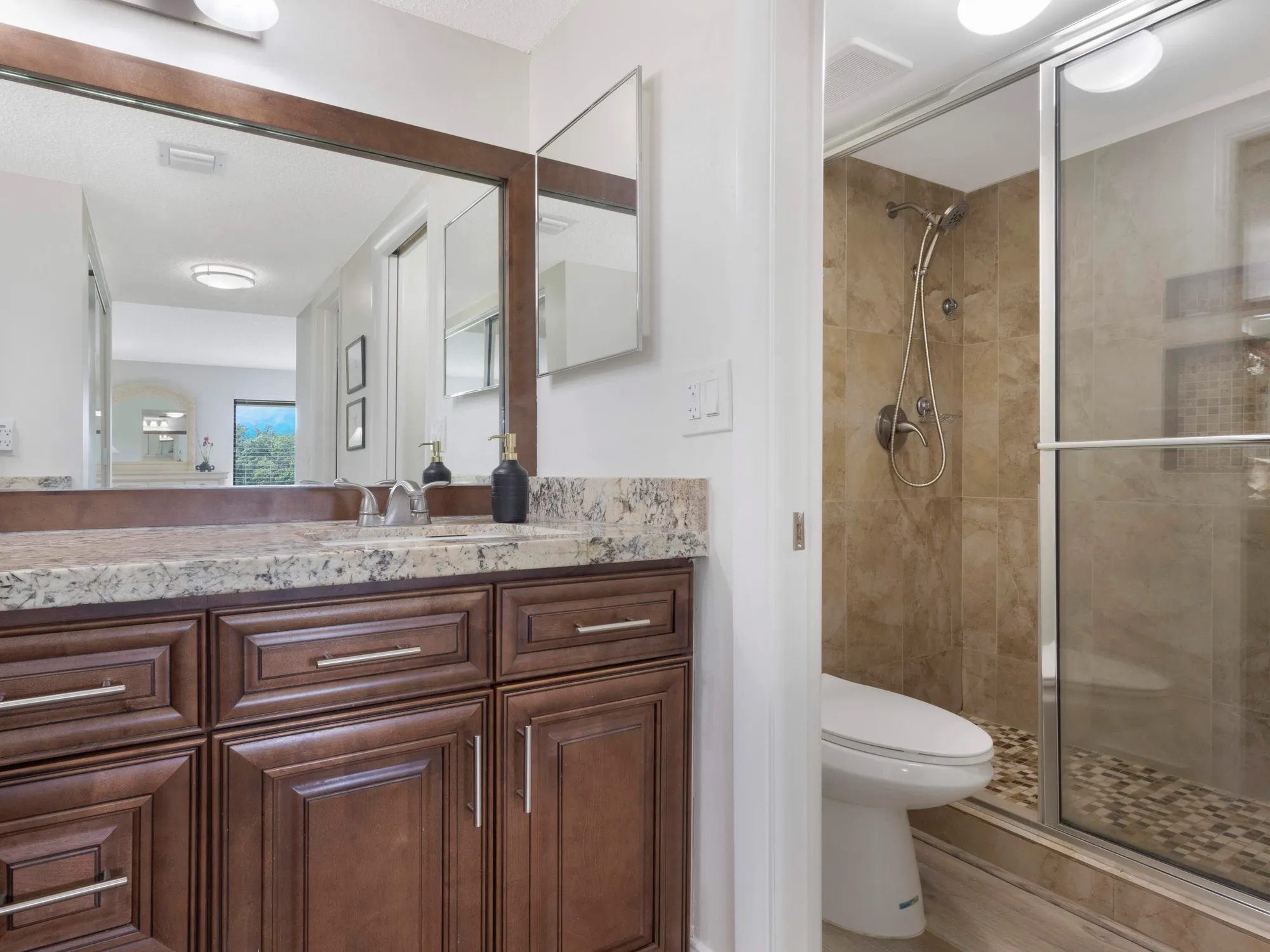 Property Slideshow image 18 of 53 | 11090 green lake dr apt 201, Boynton Beach, FL, 33437