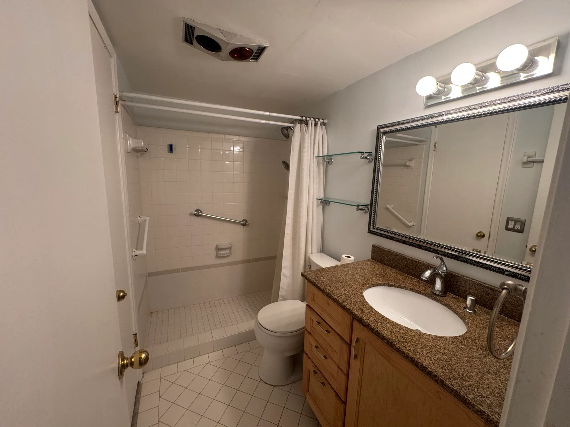 Property Slideshow image 14 of 40 | 115 south blvd apt 1c, Boynton Beach, FL, 33435