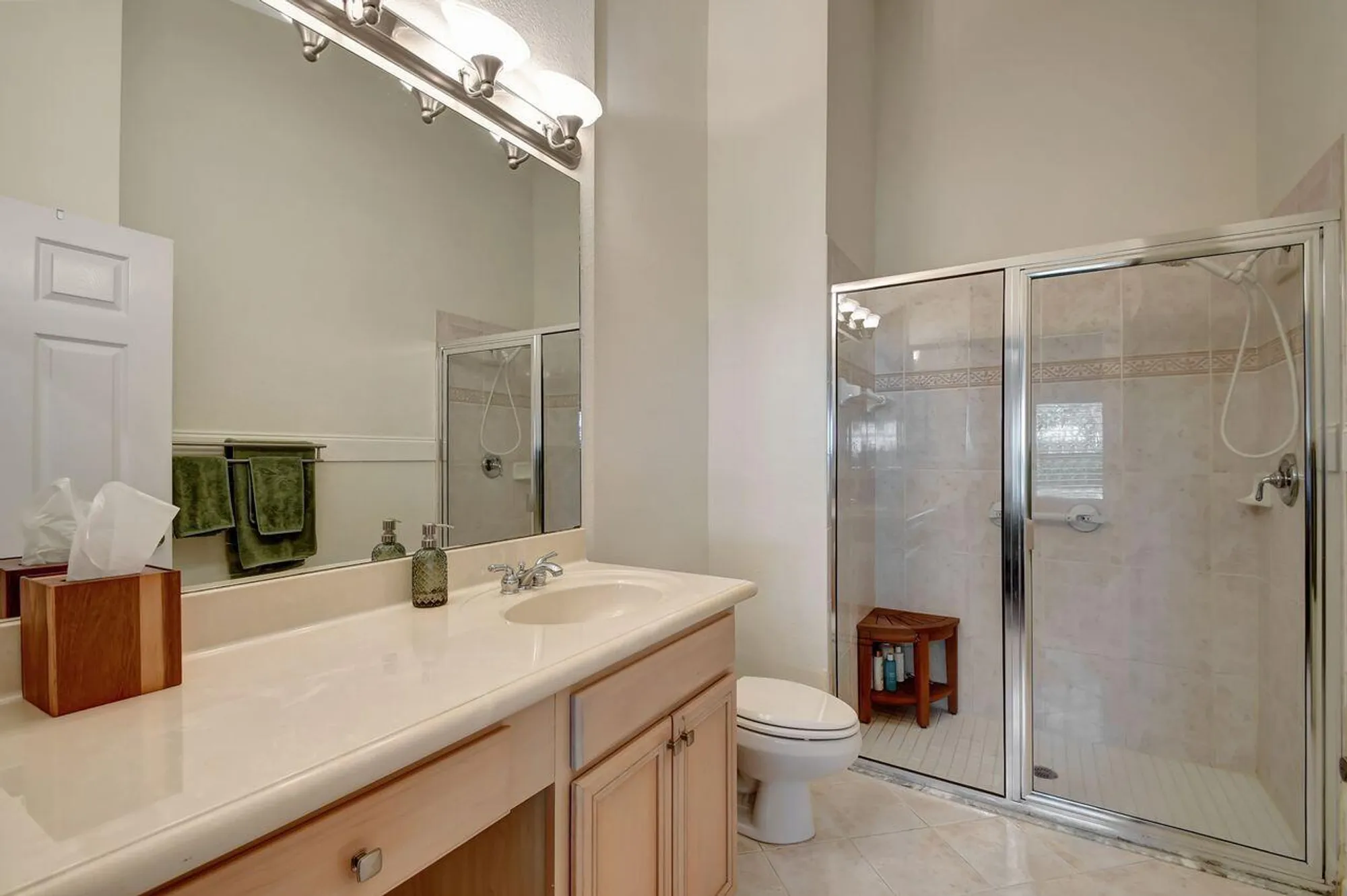 Property Slideshow image 12 of 45 | 9383 bridgeport dr, West Palm Beach, FL, 33411