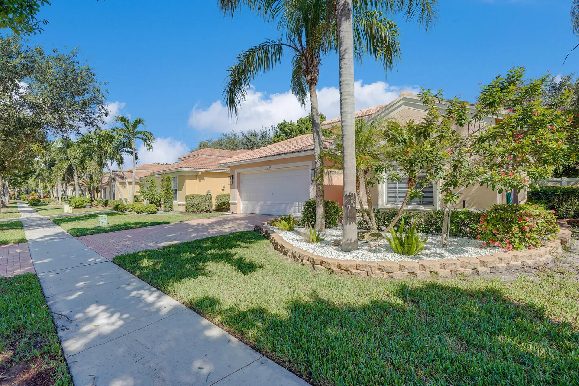 Property Slideshow image 4 of 82 | 5329 toscana trl, Boynton Beach, FL, 33437