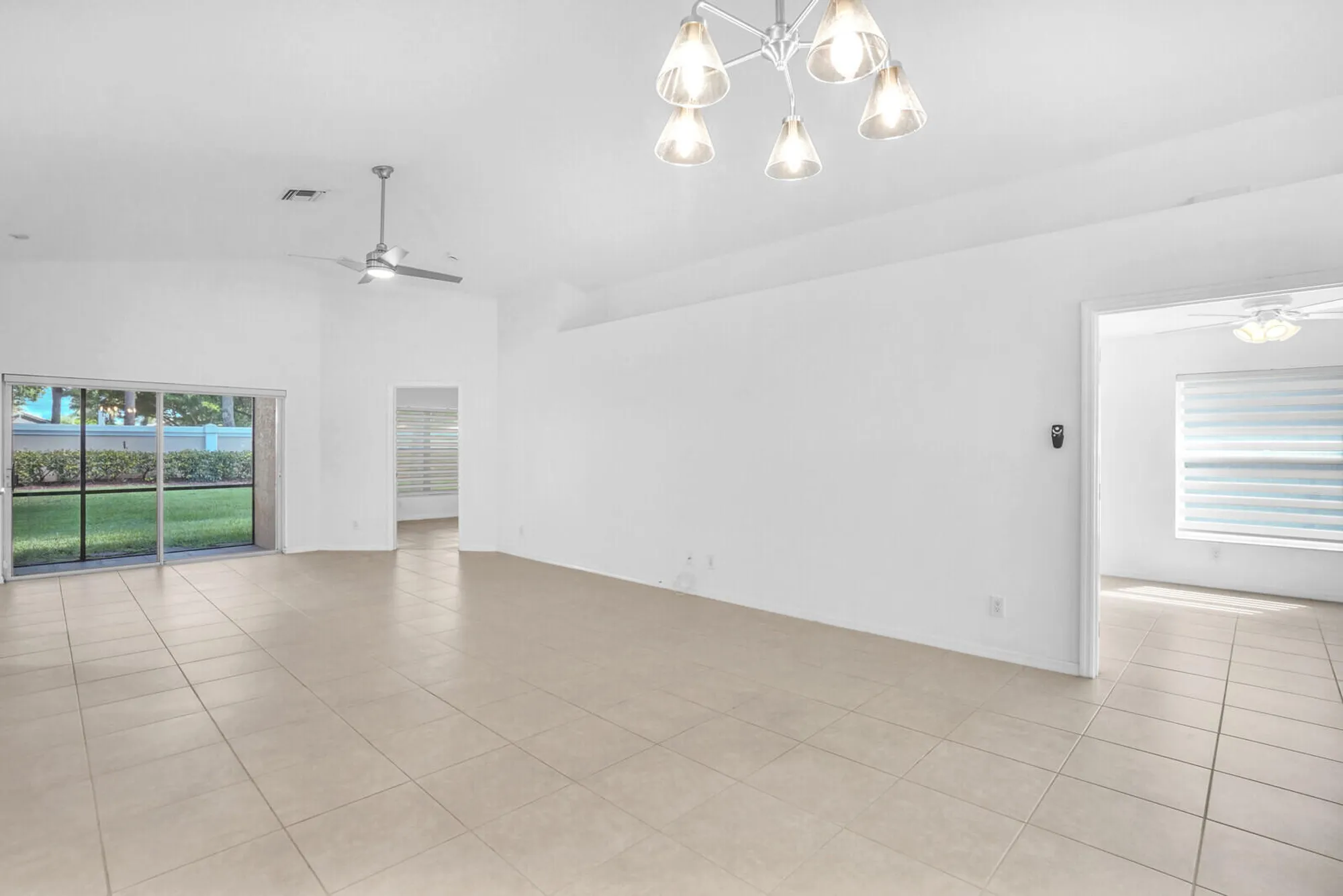 Property Slideshow image 21 of 82 | 5329 toscana trl, Boynton Beach, FL, 33437