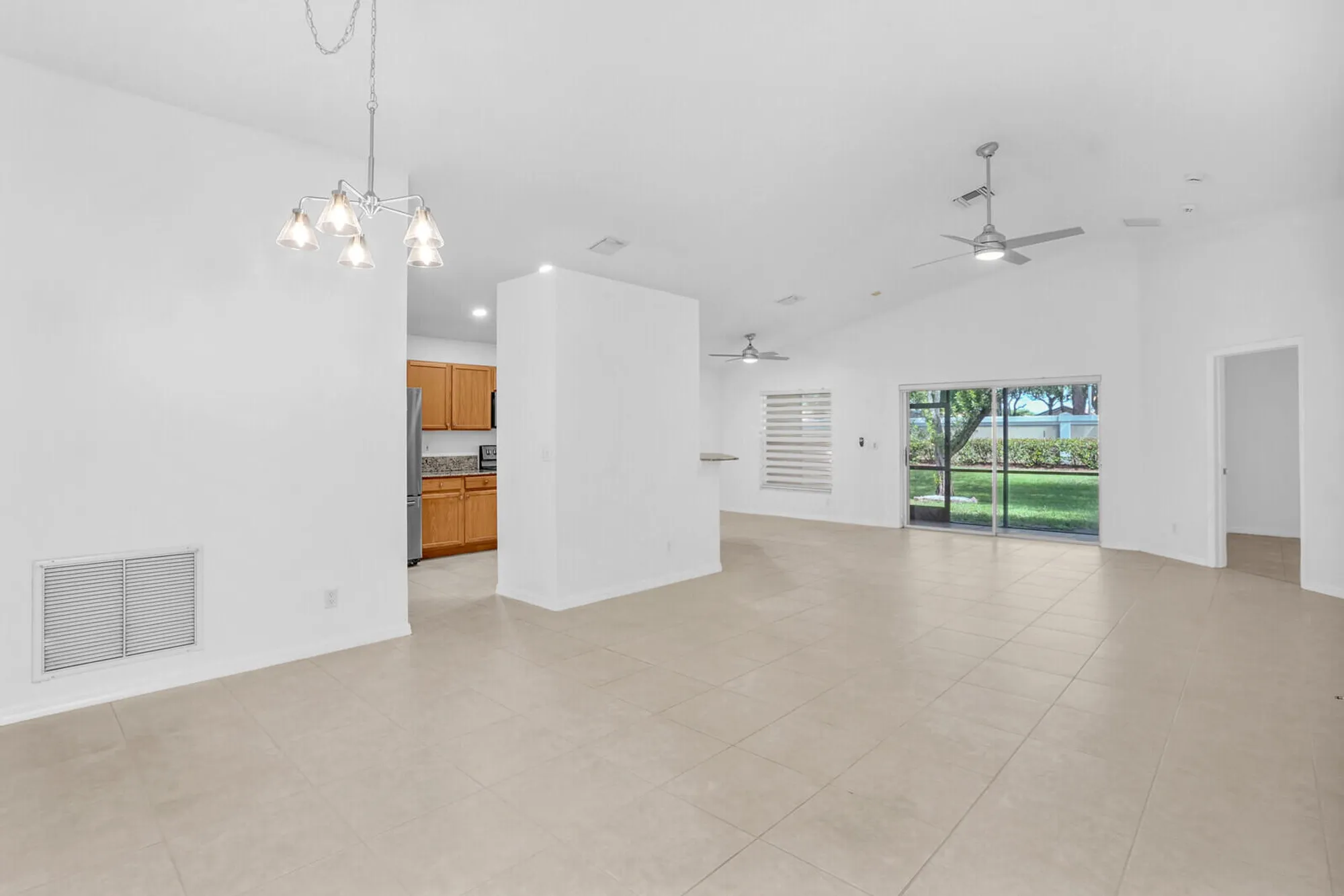 Property Slideshow image 20 of 82 | 5329 toscana trl, Boynton Beach, FL, 33437