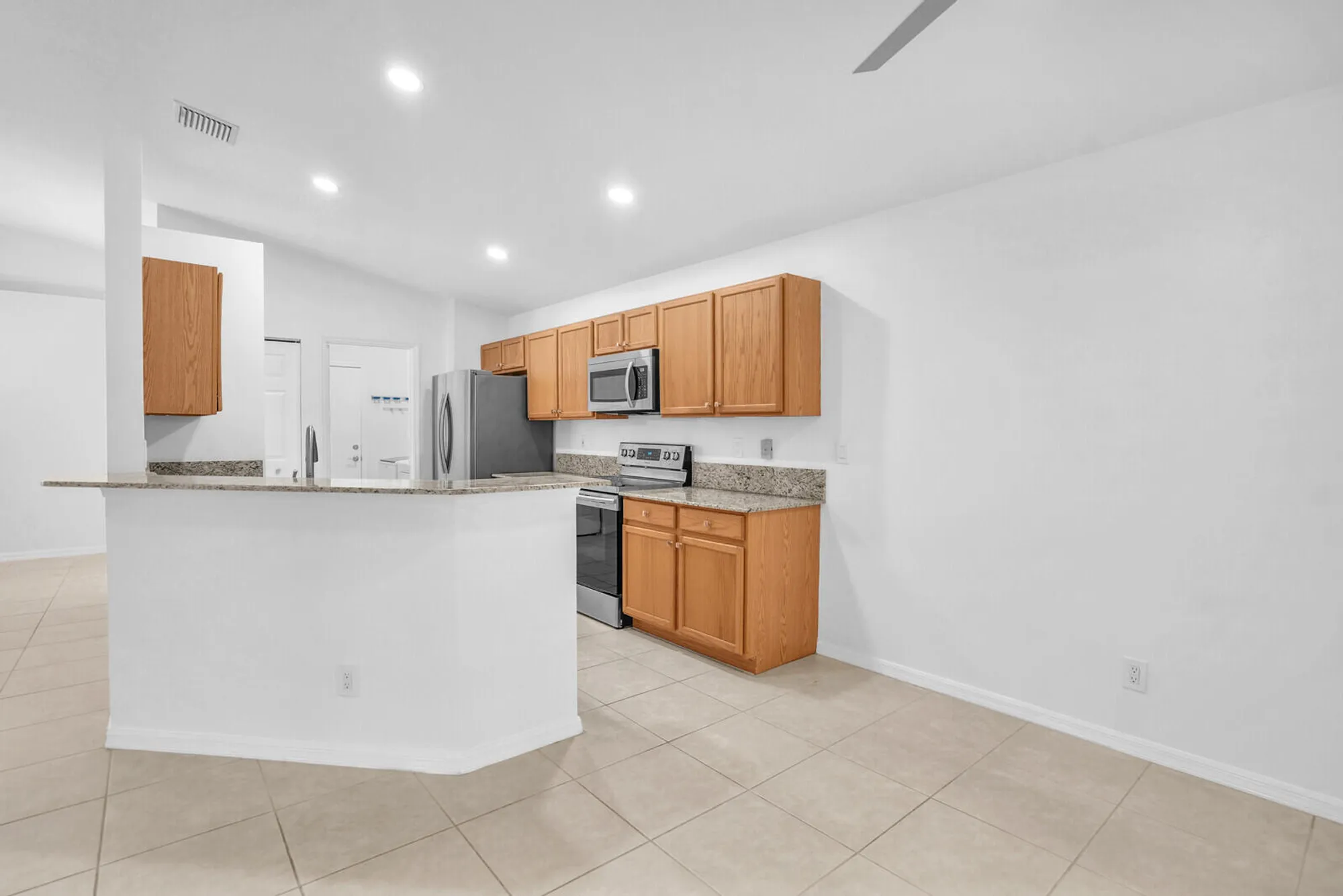 Property Slideshow image 15 of 82 | 5329 toscana trl, Boynton Beach, FL, 33437