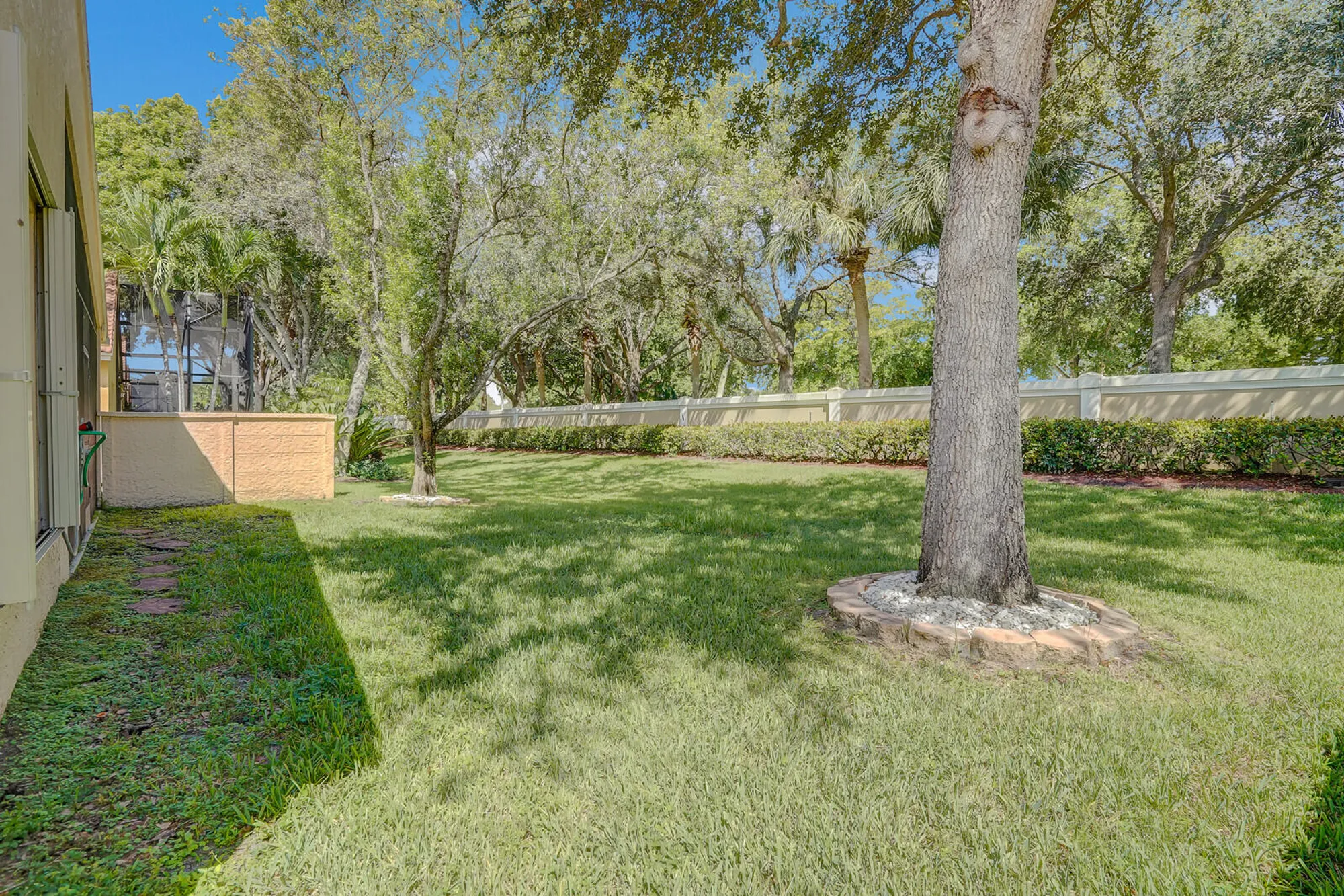 Property Slideshow image 48 of 82 | 5329 toscana trl, Boynton Beach, FL, 33437