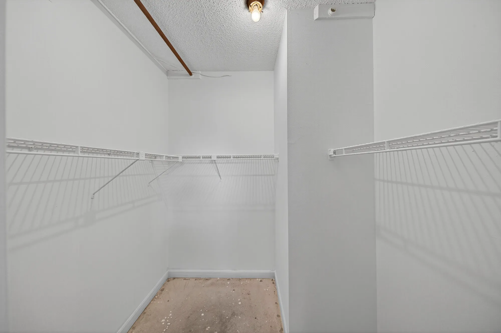 Property Slideshow image 20 of 43 | 681 s hollybrook dr 302, Pembroke Pines, FL, 33025