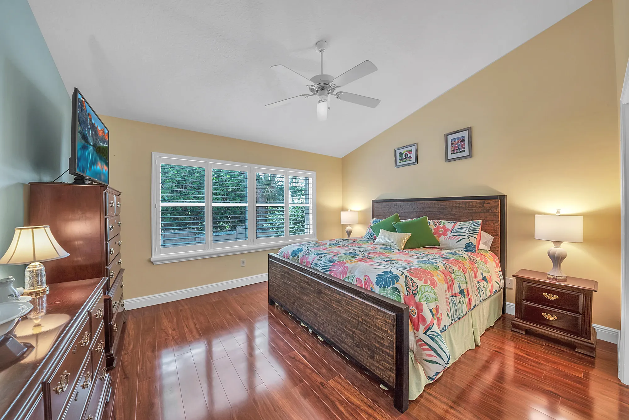 Property Slideshow image 16 of 37 | 12994 hampton lakes cir, Boynton Beach, FL, 33436