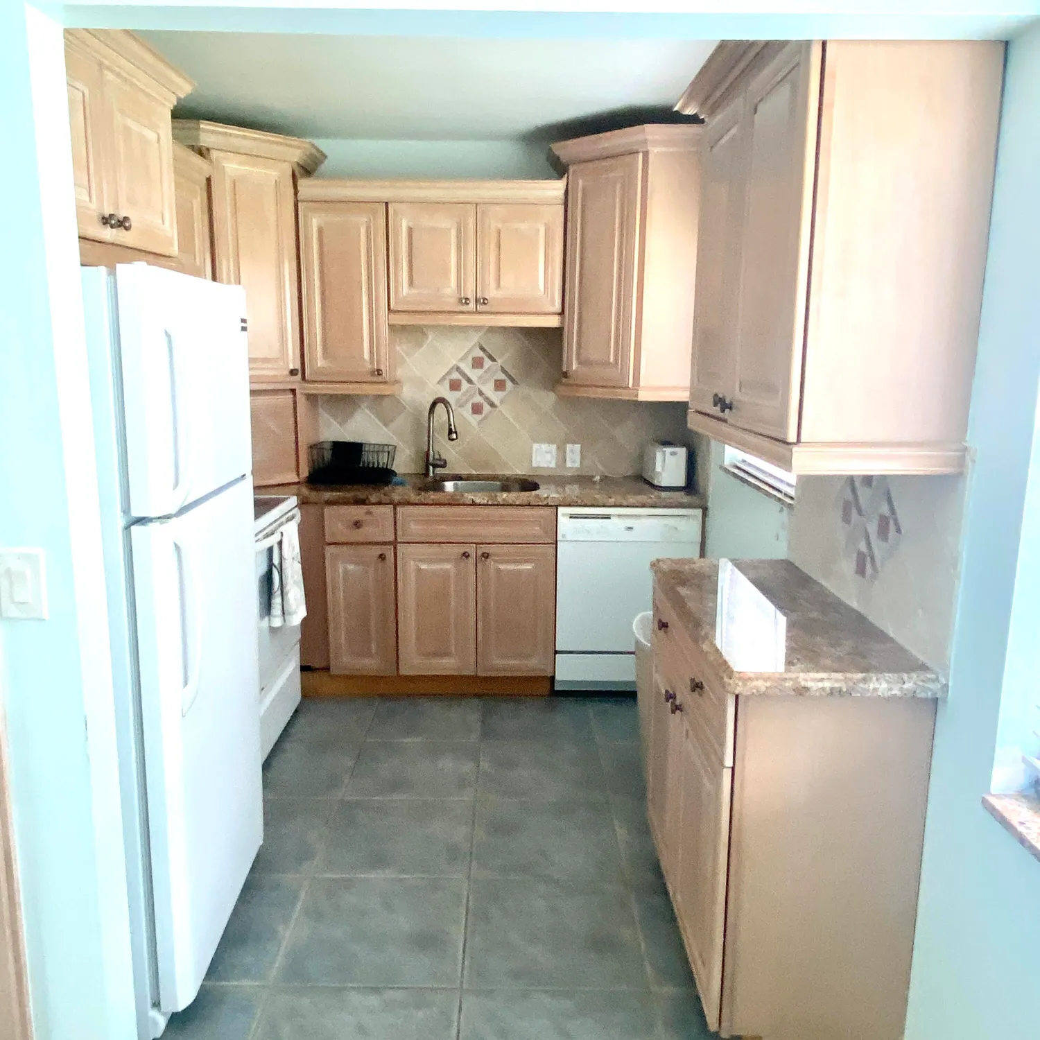 Property Slideshow image 4 of 54 | 392 brighton j, Boca Raton, FL, 33434