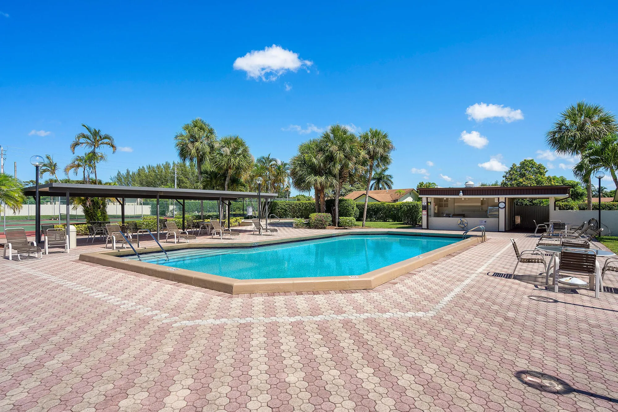 Property Slideshow image 26 of 35 | 6049 ambertree ln, Greenacres, FL, 33463