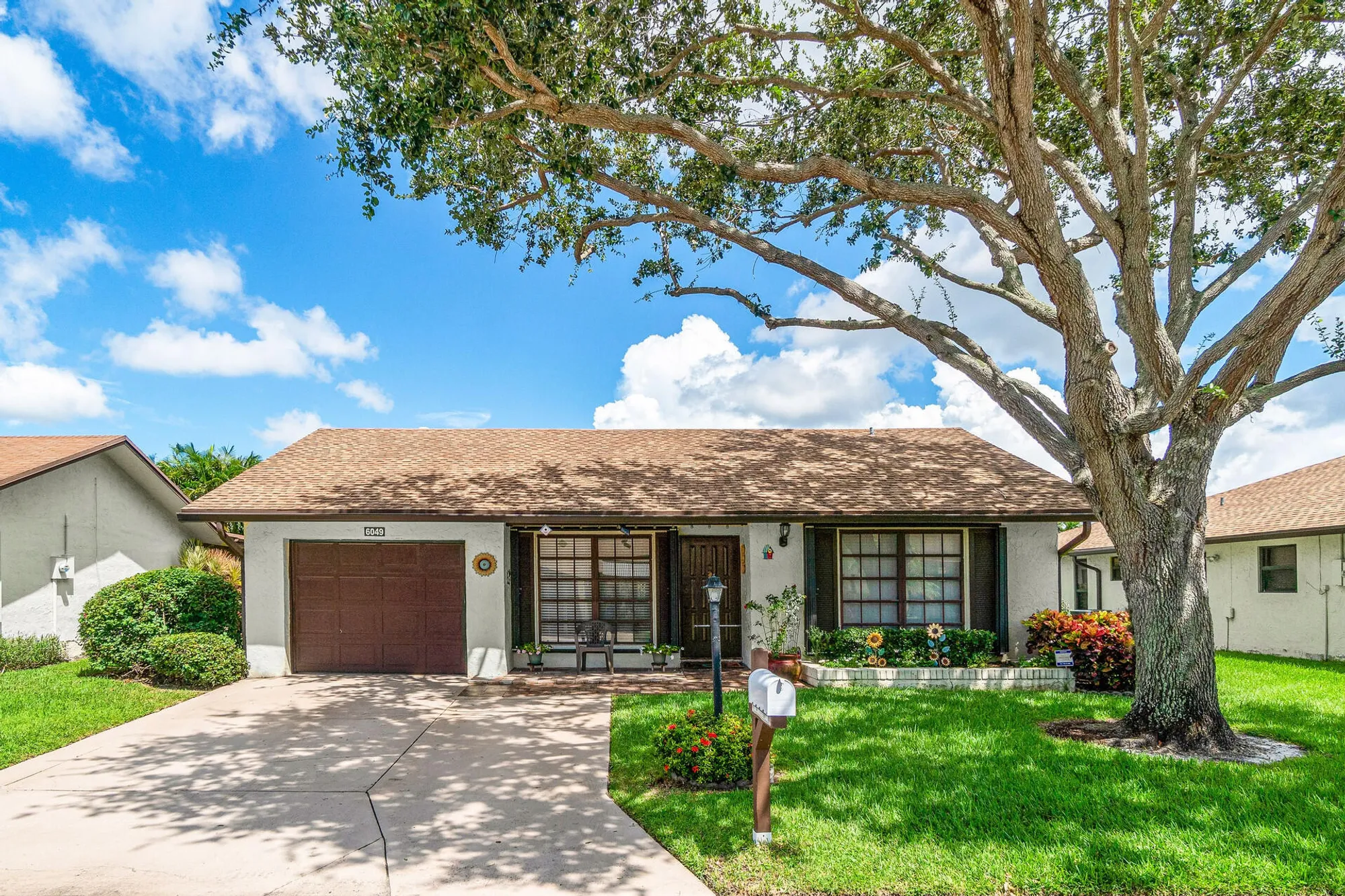 Property Slideshow image 1 of 35 | 6049 ambertree ln, Greenacres, FL, 33463