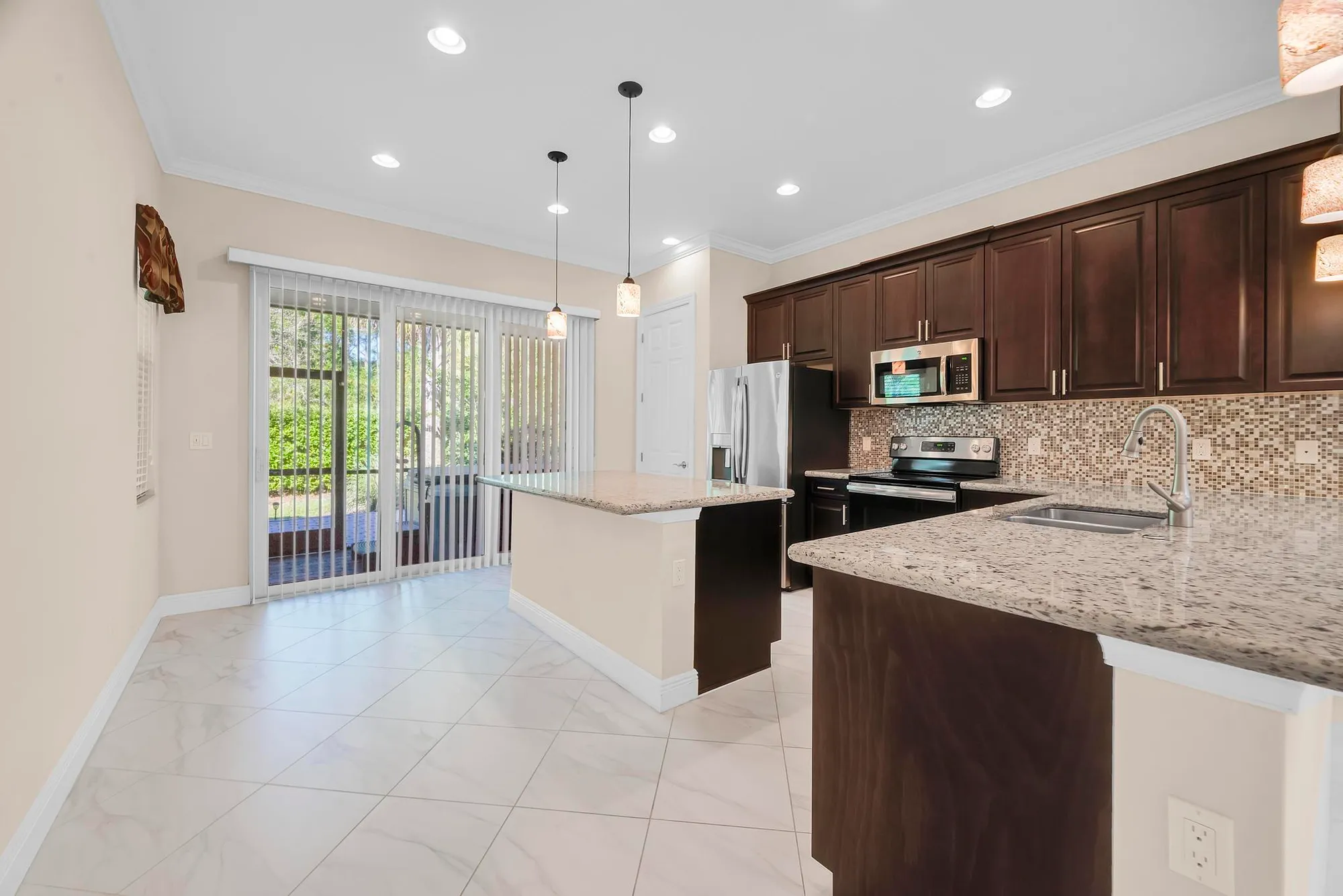 Property Slideshow image 15 of 44 | 11147 sw visconti way, Port Saint Lucie, FL, 34986