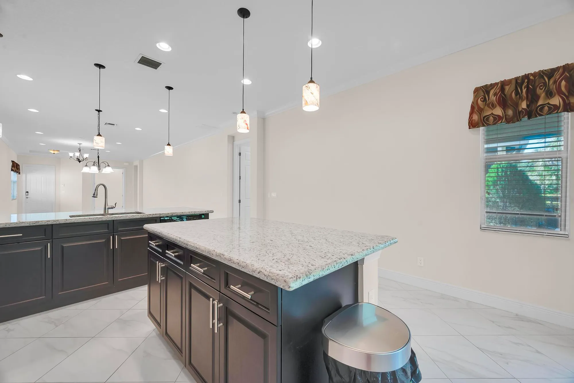 Property Slideshow image 18 of 44 | 11147 sw visconti way, Port Saint Lucie, FL, 34986