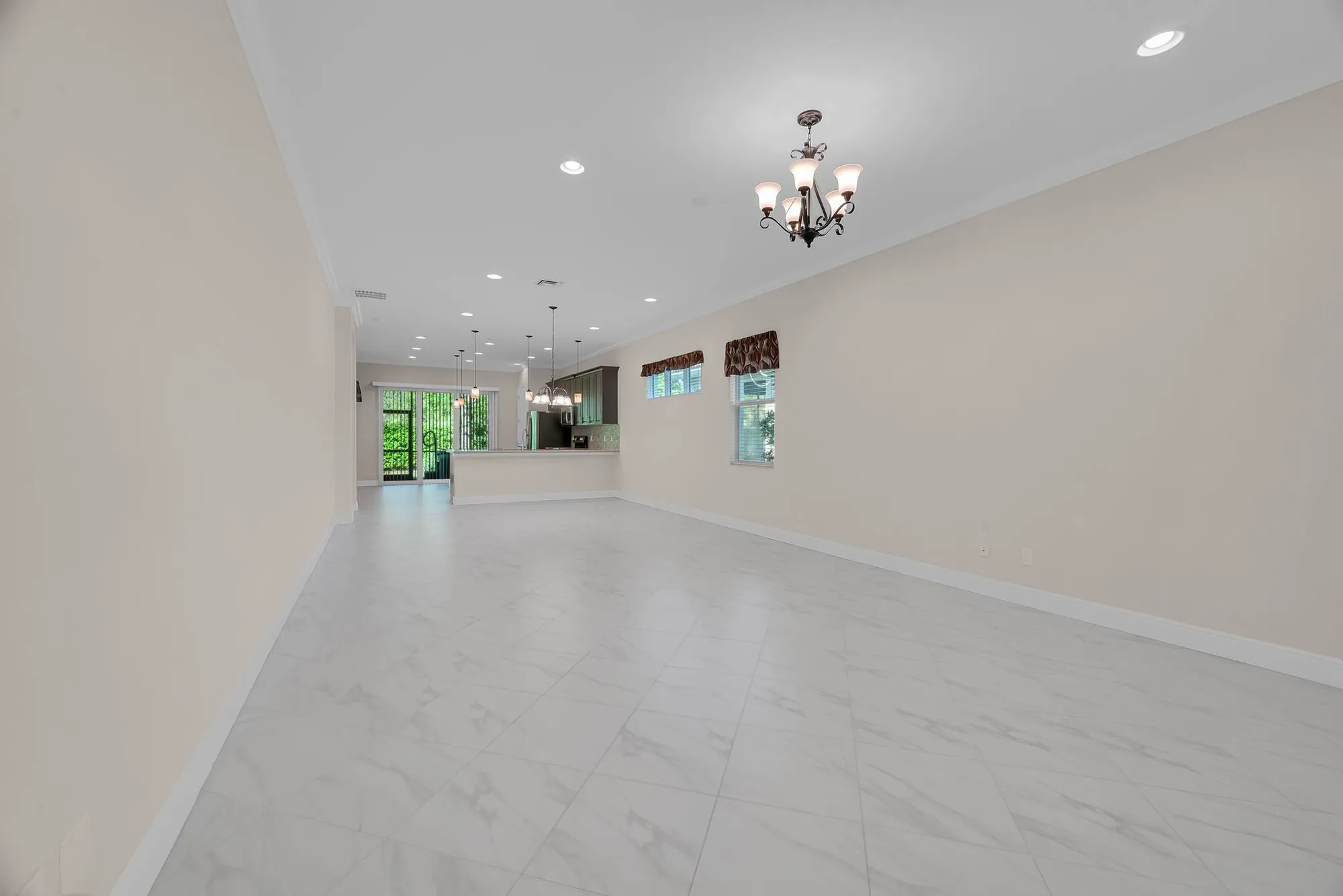Property Slideshow image 12 of 44 | 11147 sw visconti way, Port Saint Lucie, FL, 34986