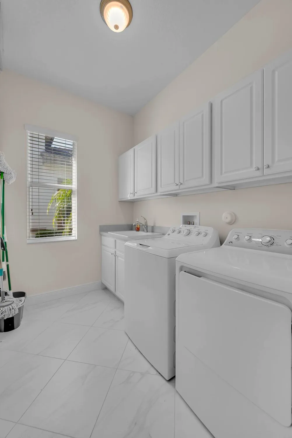 Property Slideshow image 33 of 44 | 11147 sw visconti way, Port Saint Lucie, FL, 34986