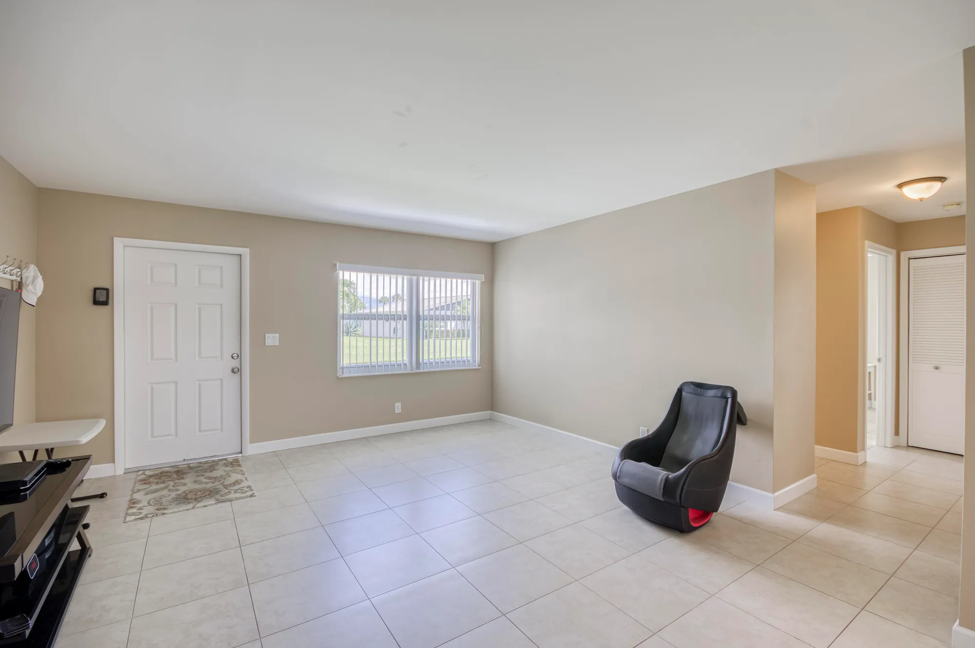 Property Slideshow image 5 of 23 | 5398 belleville rd, West Palm Beach, FL, 33417