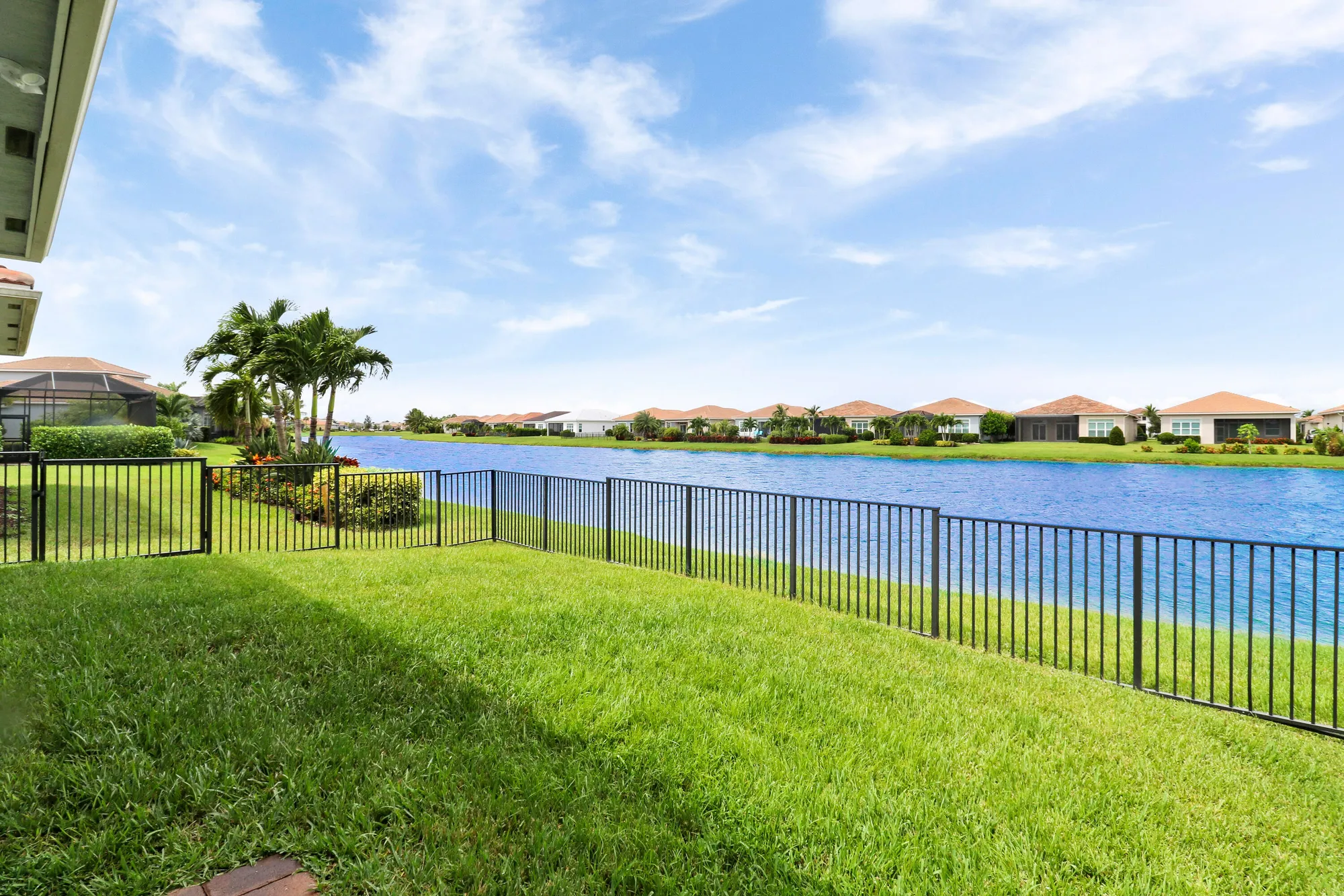 Property Slideshow image 43 of 81 | 8948 sw pepoli way, Port Saint Lucie, FL, 34987