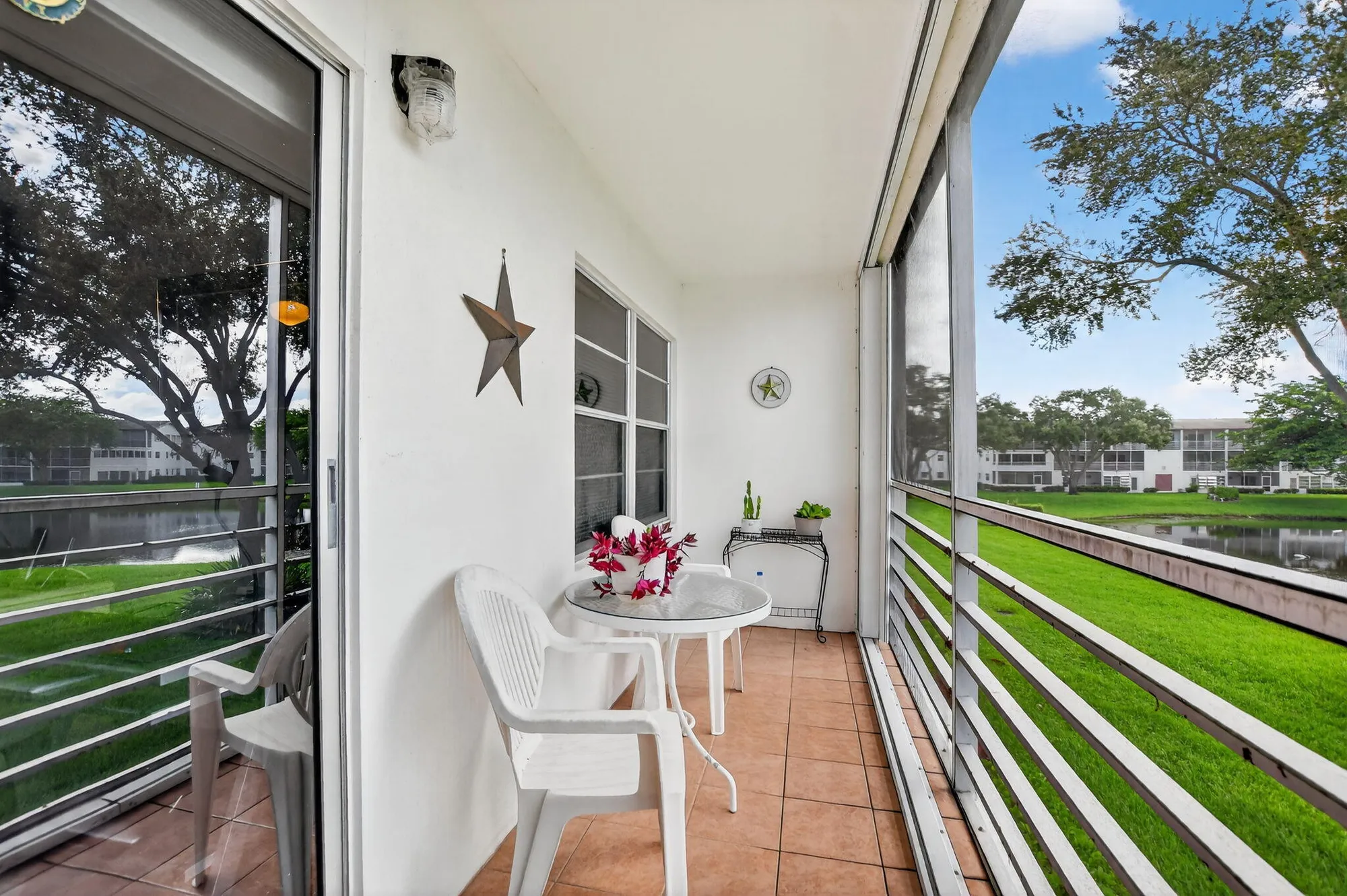 Property Slideshow image 21 of 26 | 27 fanshaw a, Boca Raton, FL, 33434