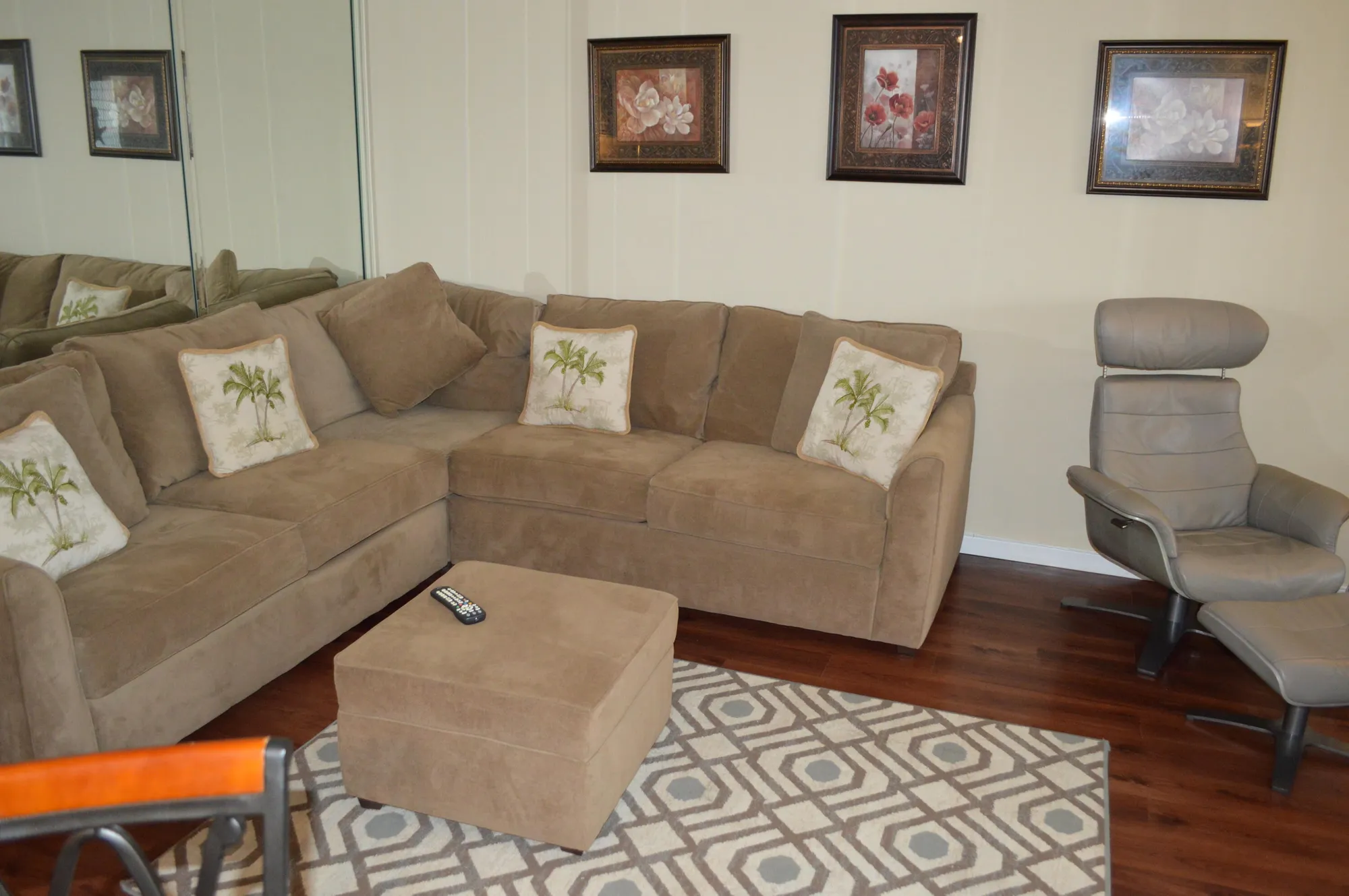 Property Slideshow image 16 of 32 | 35 dorchester b, West Palm Beach, FL, 33417