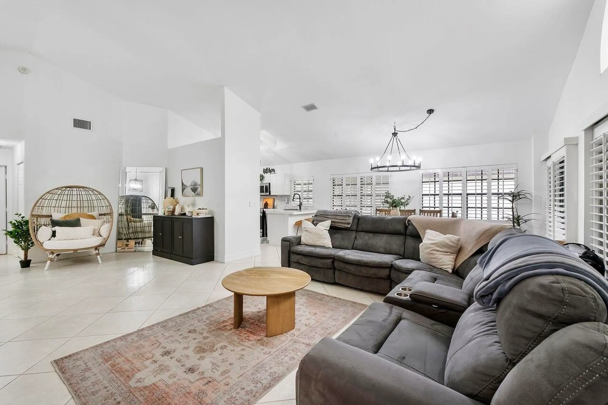 Property Slideshow image 16 of 73 | 6852 bitterbush pl, Boynton Beach, FL, 33472