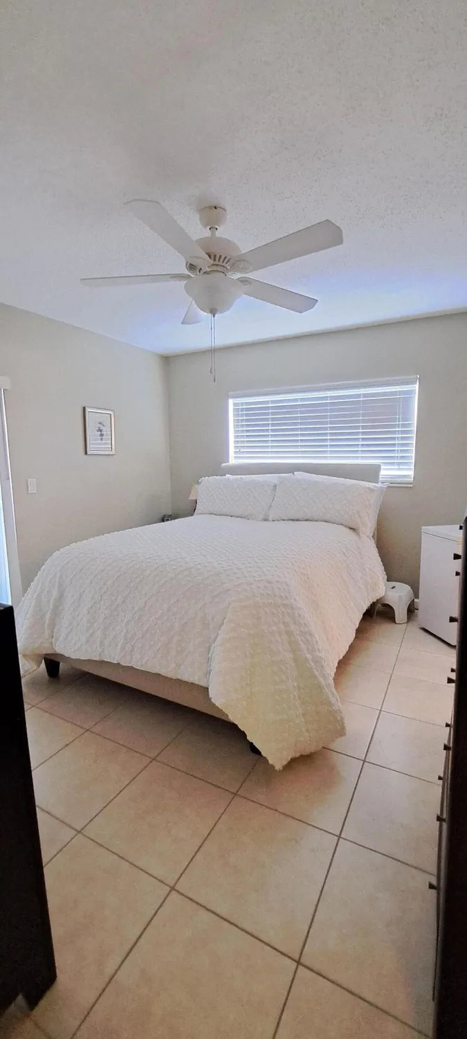 Property Slideshow image 6 of 14 | 140 salisbury f, West Palm Beach, FL, 33417