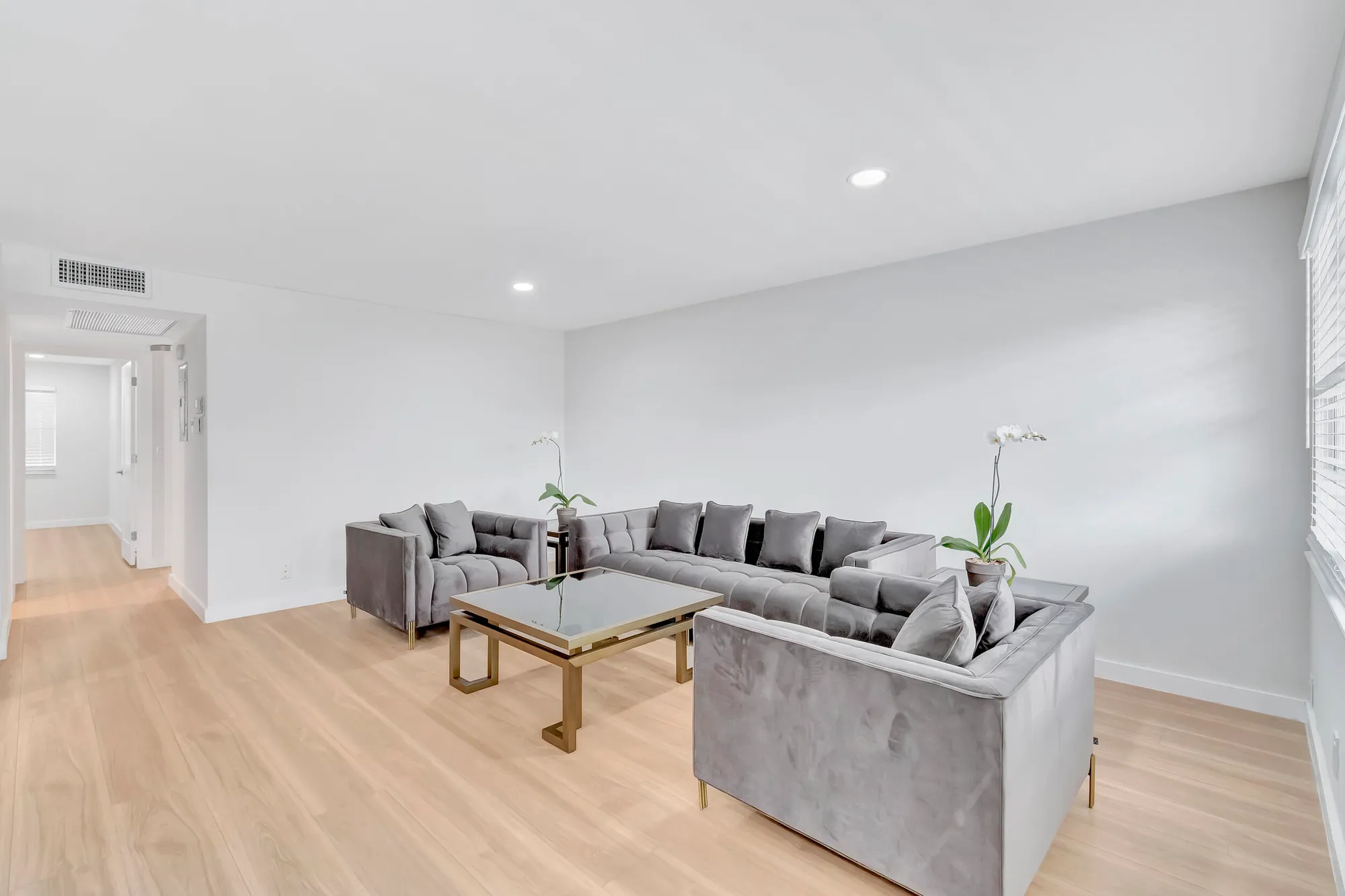 Property Slideshow image 1 of 100 | 2005 newport g, Deerfield Beach, FL, 33442