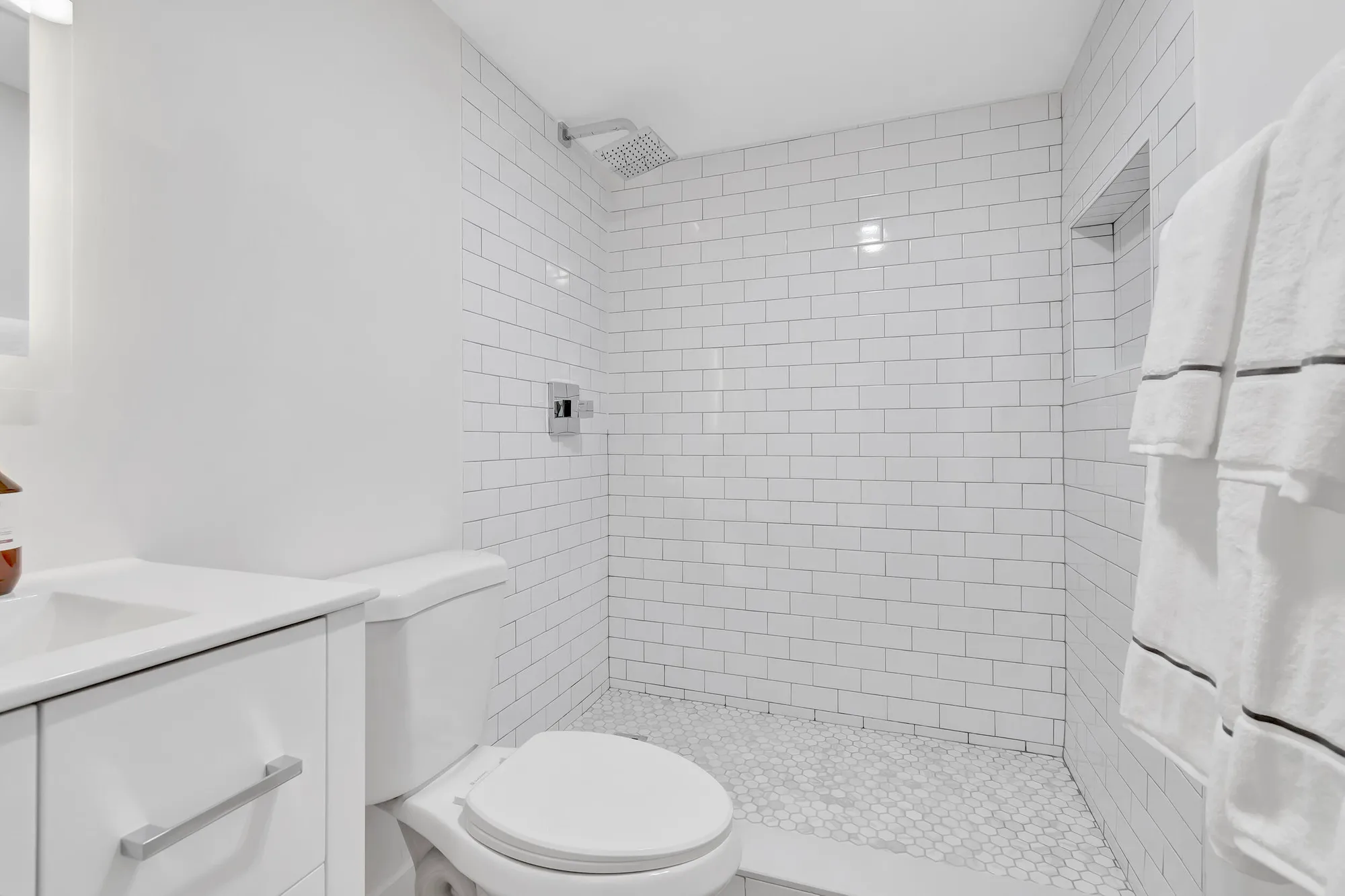 Property Slideshow image 15 of 100 | 2005 newport g, Deerfield Beach, FL, 33442