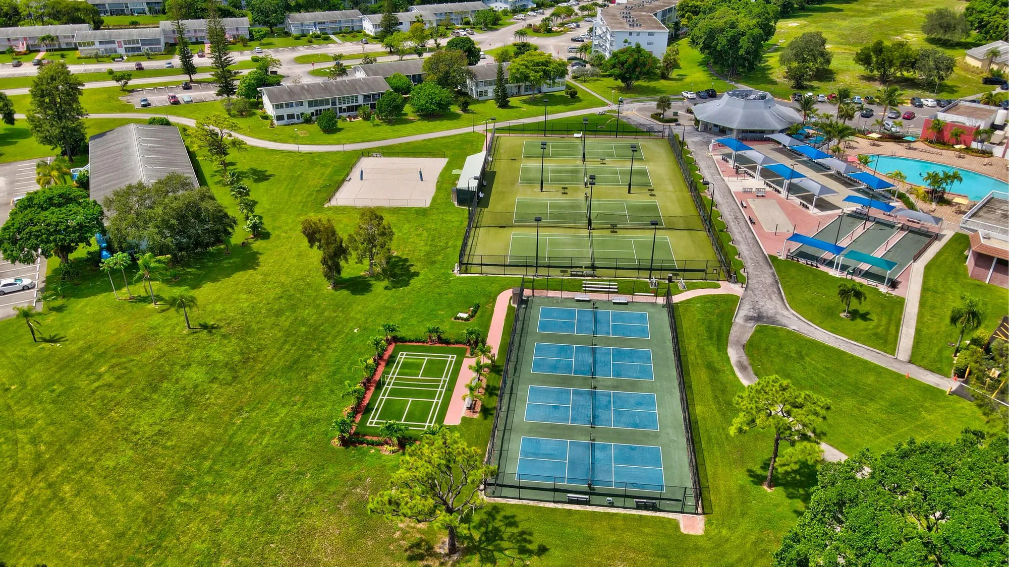 Property Slideshow image 43 of 100 | 2005 newport g, Deerfield Beach, FL, 33442