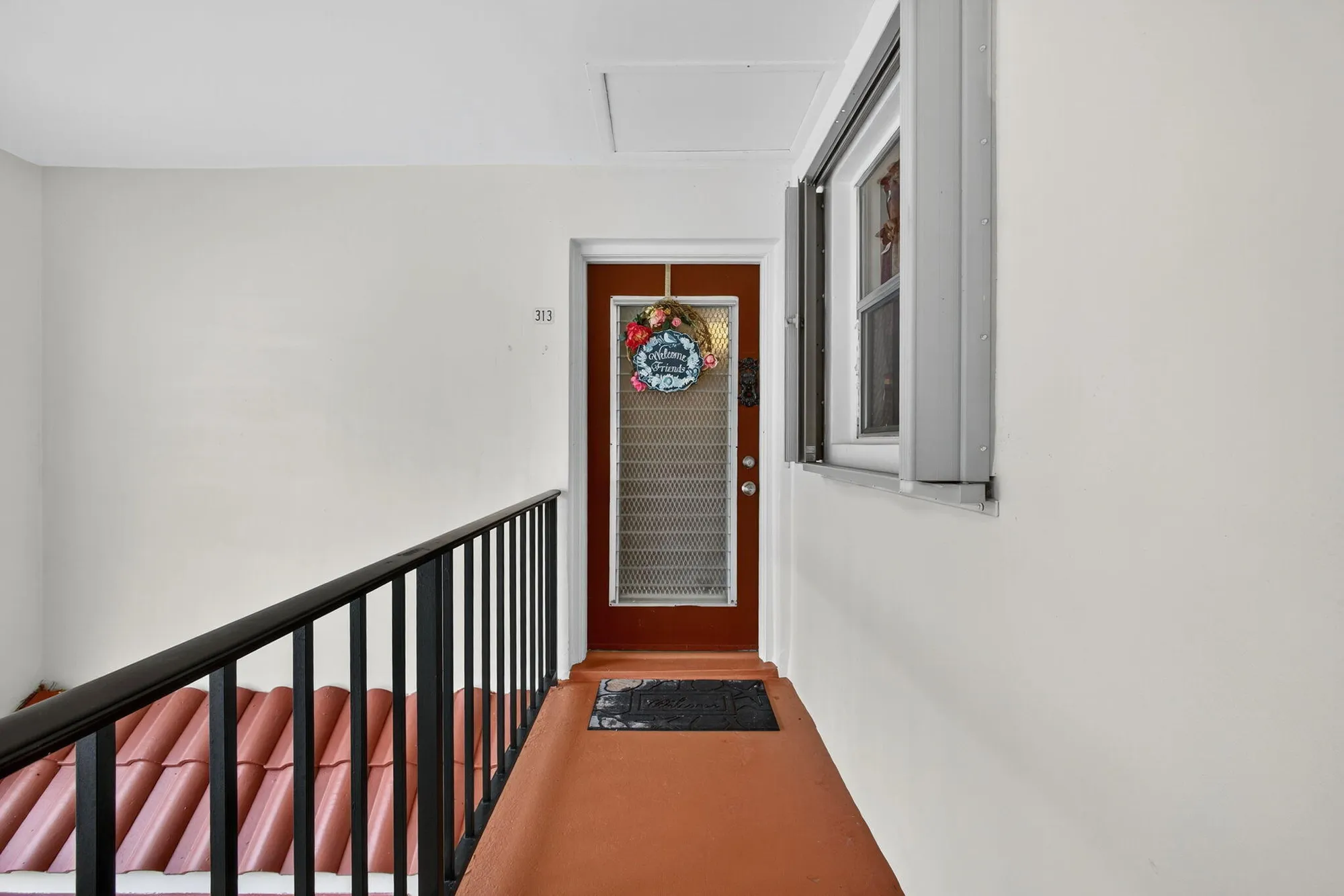 Property Slideshow image 8 of 40 | 313 lake frances dr, West Palm Beach, FL, 33411