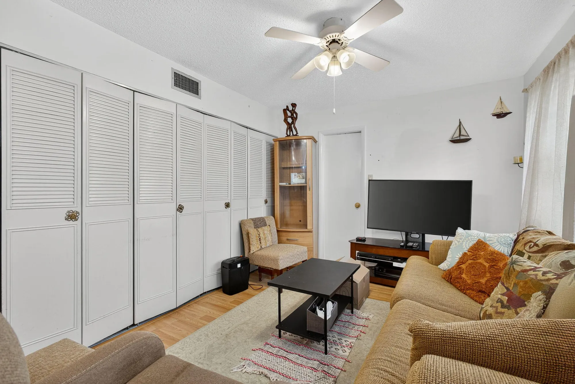 Property Slideshow image 11 of 40 | 313 lake frances dr, West Palm Beach, FL, 33411