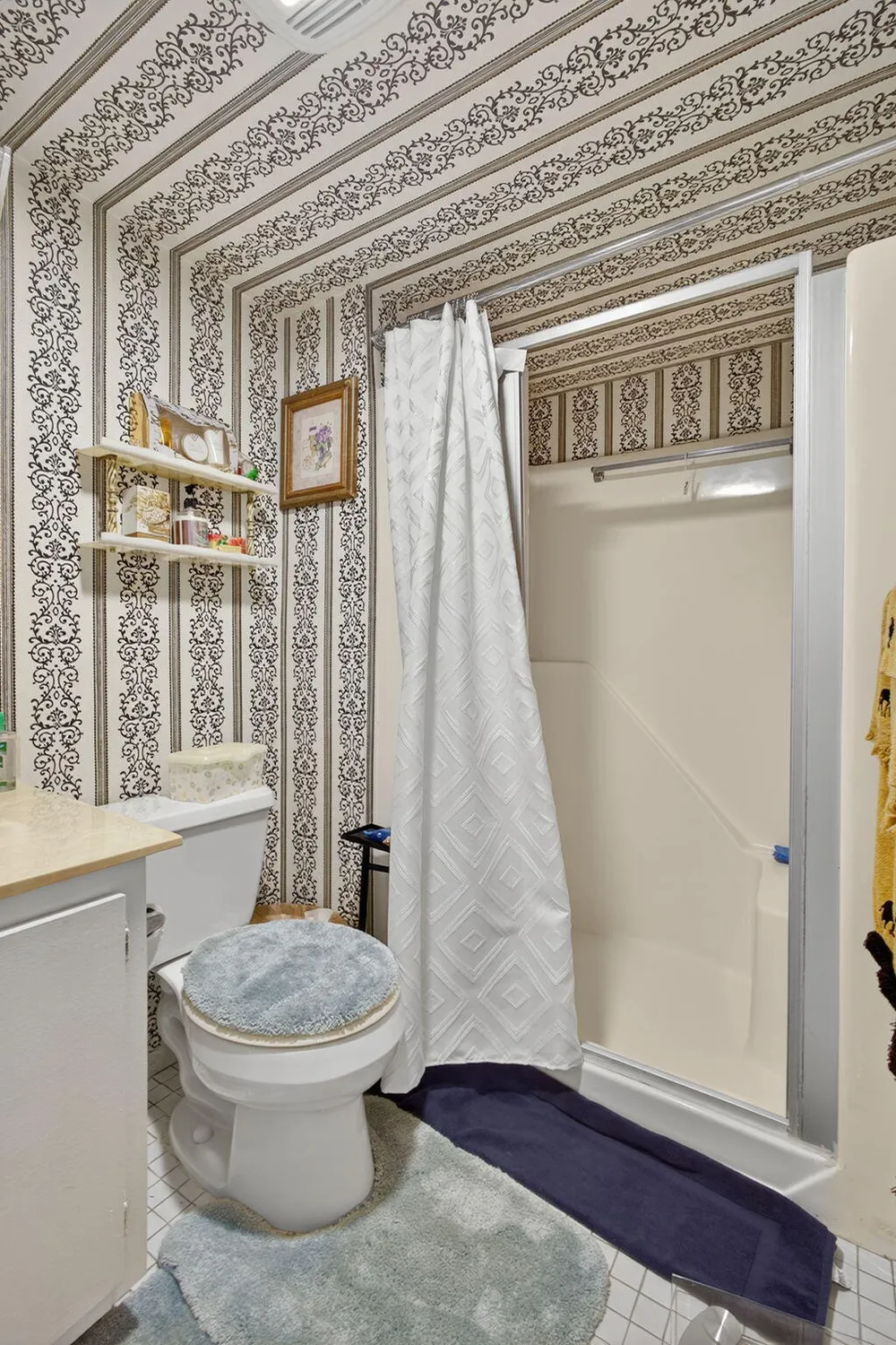 Property Slideshow image 17 of 40 | 313 lake frances dr, West Palm Beach, FL, 33411