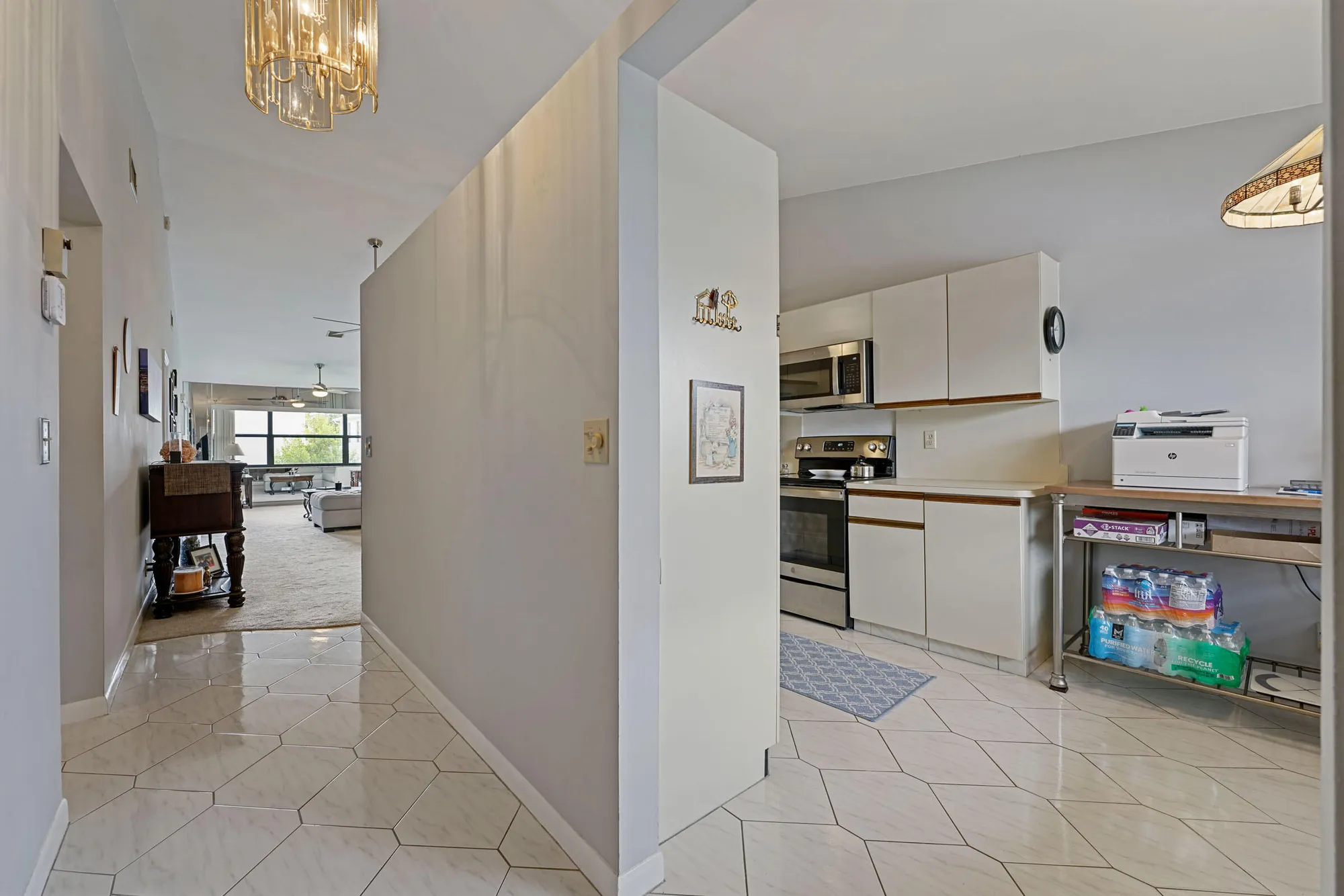 Property Slideshow image 3 of 32 | 7681 tahiti ln 205, Lake Worth, FL, 33467