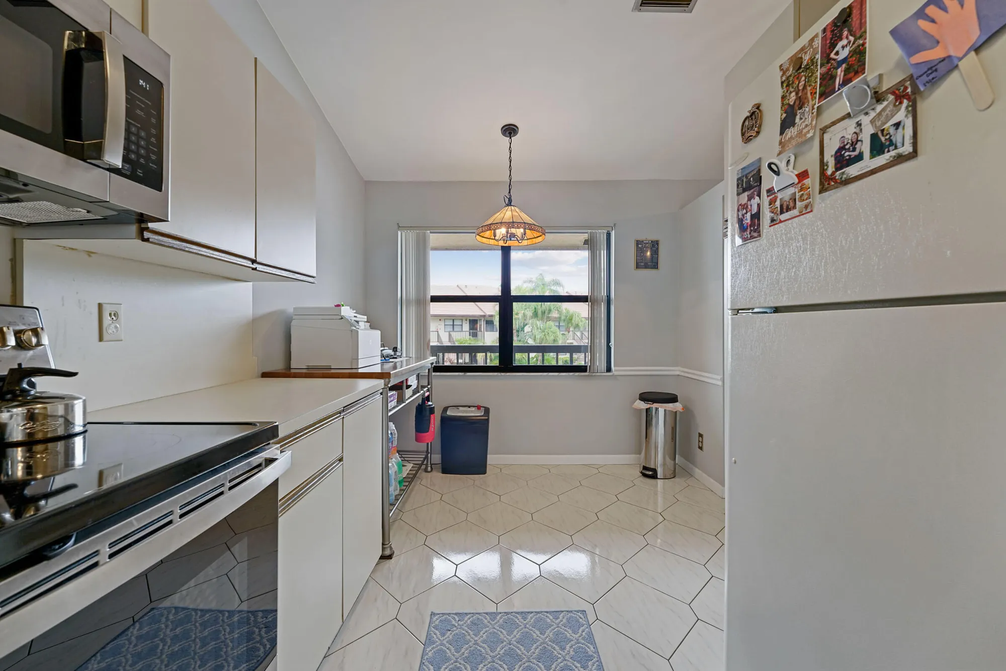 Property Slideshow image 6 of 32 | 7681 tahiti ln 205, Lake Worth, FL, 33467