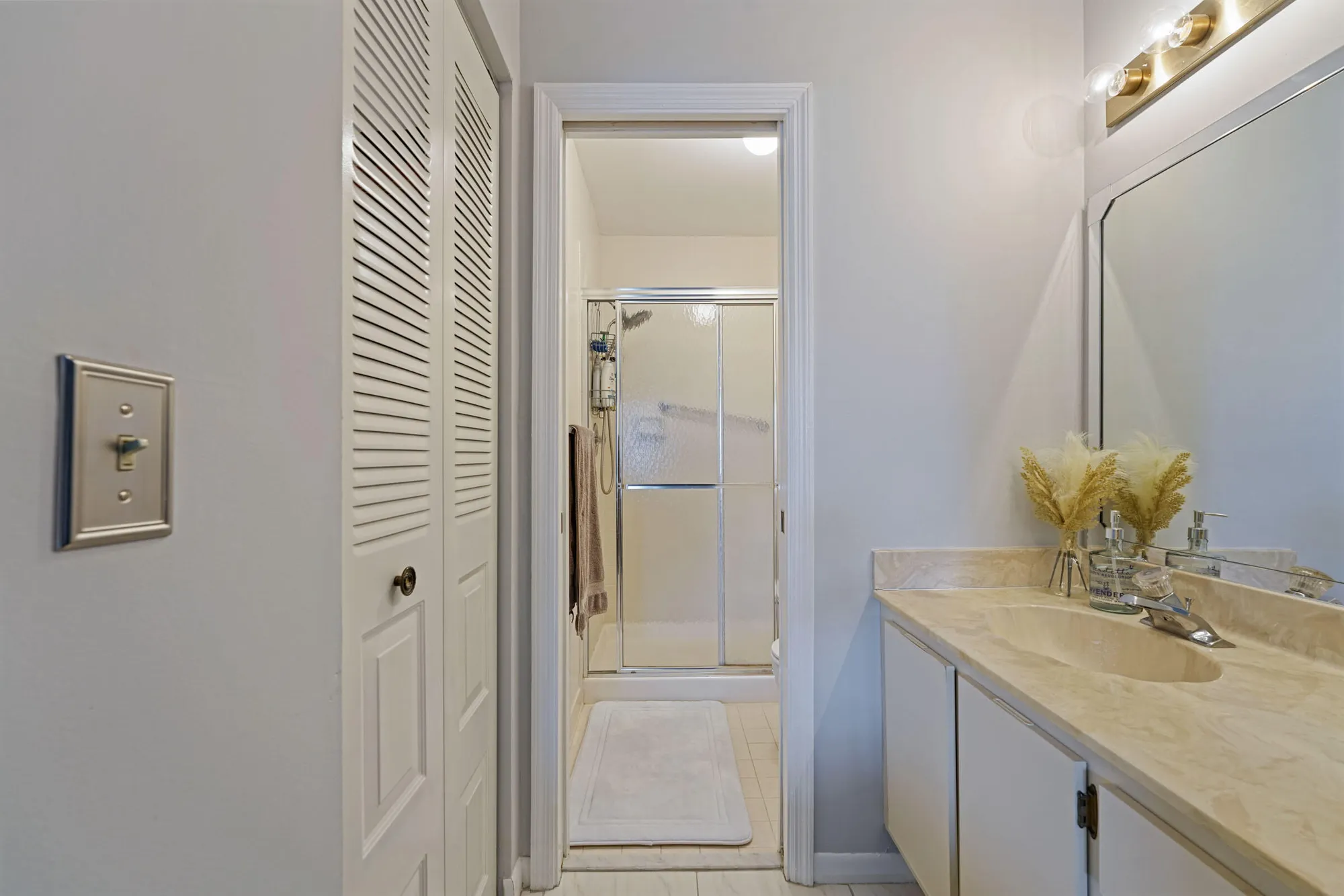 Property Slideshow image 19 of 32 | 7681 tahiti ln 205, Lake Worth, FL, 33467