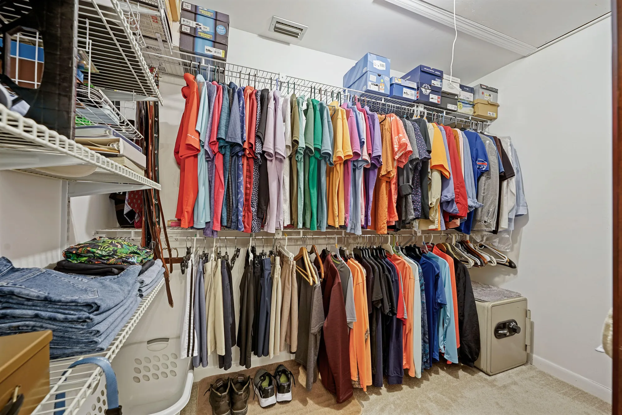 Property Slideshow image 16 of 32 | 7681 tahiti ln 205, Lake Worth, FL, 33467