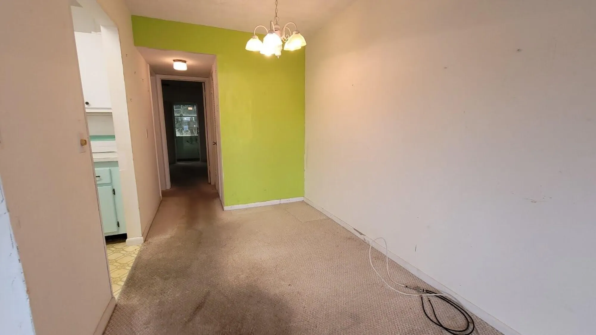 Property Slideshow image 4 of 34 | 208 kent m, West Palm Beach, FL, 33417