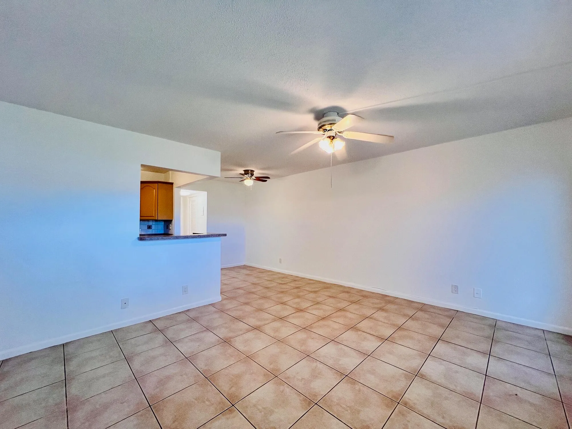 Property Slideshow image 3 of 15 | 123 camden f, West Palm Beach, FL, 33417
