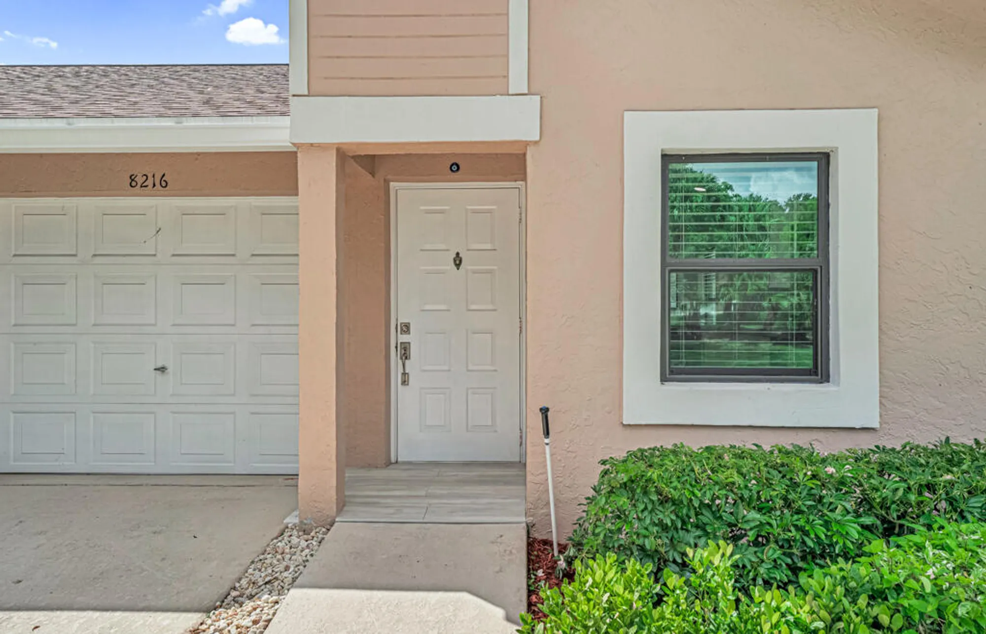 Property Slideshow image 37 of 48 | 8216 sweetbriar way, Boca Raton, FL, 33496