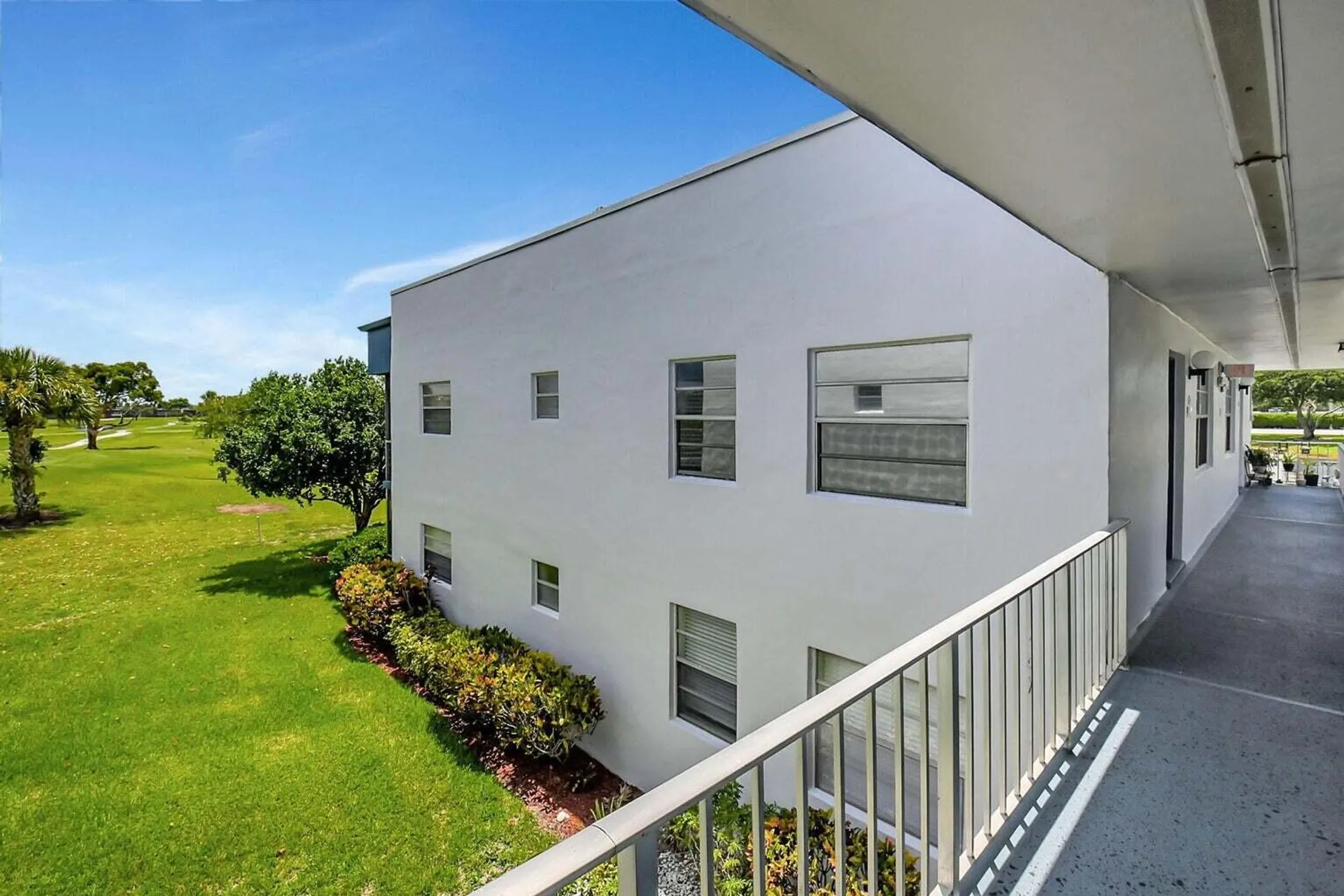 Property Slideshow image 23 of 37 | 74 normandy b, Delray Beach, FL, 33484