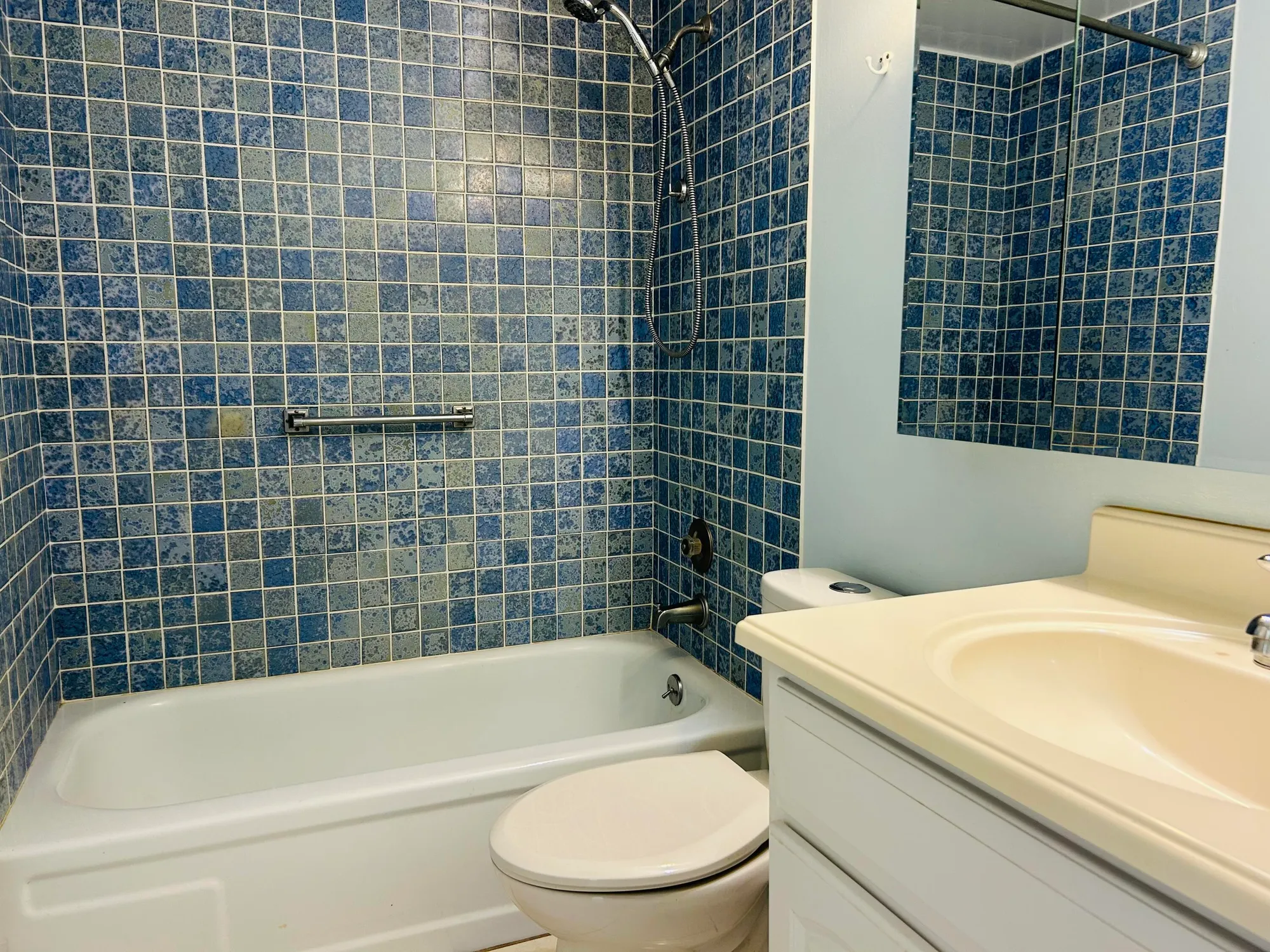 Property Slideshow image 8 of 29 | 235 canterbury k, West Palm Beach, FL, 33417