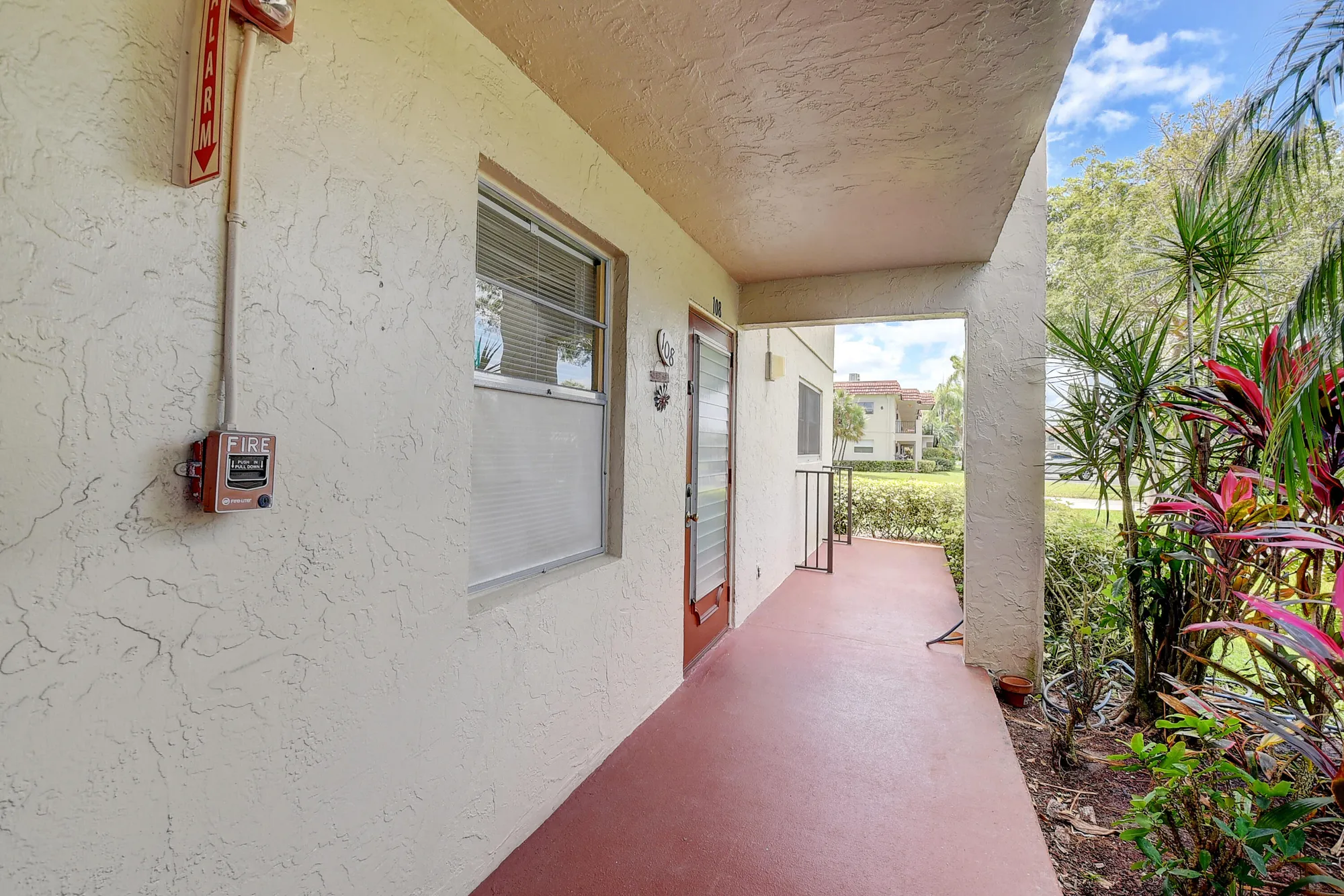 Property Slideshow image 4 of 30 | 5 abbey ln apt 108, Delray Beach, FL, 33446