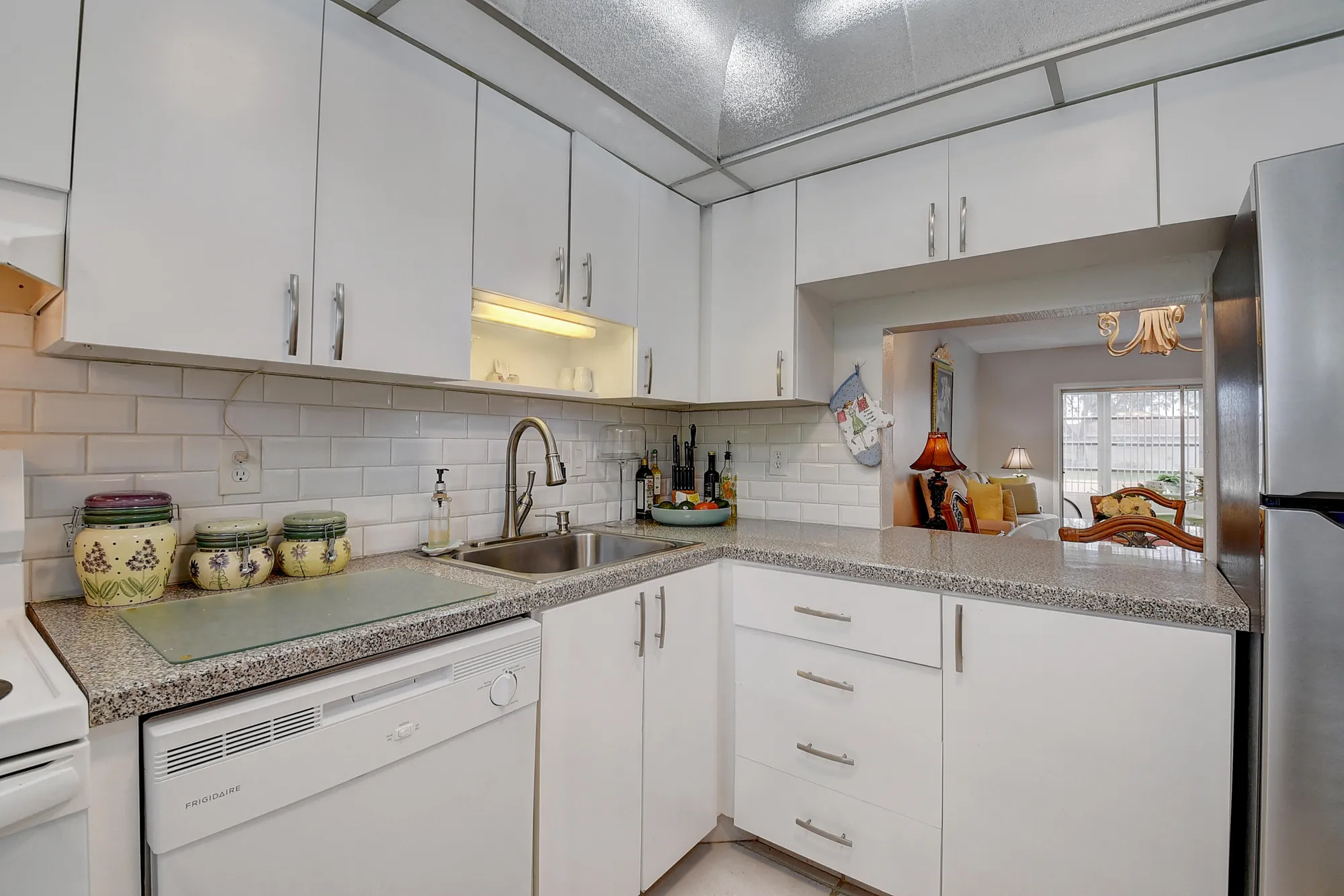 Property Slideshow image 11 of 30 | 5 abbey ln apt 108, Delray Beach, FL, 33446