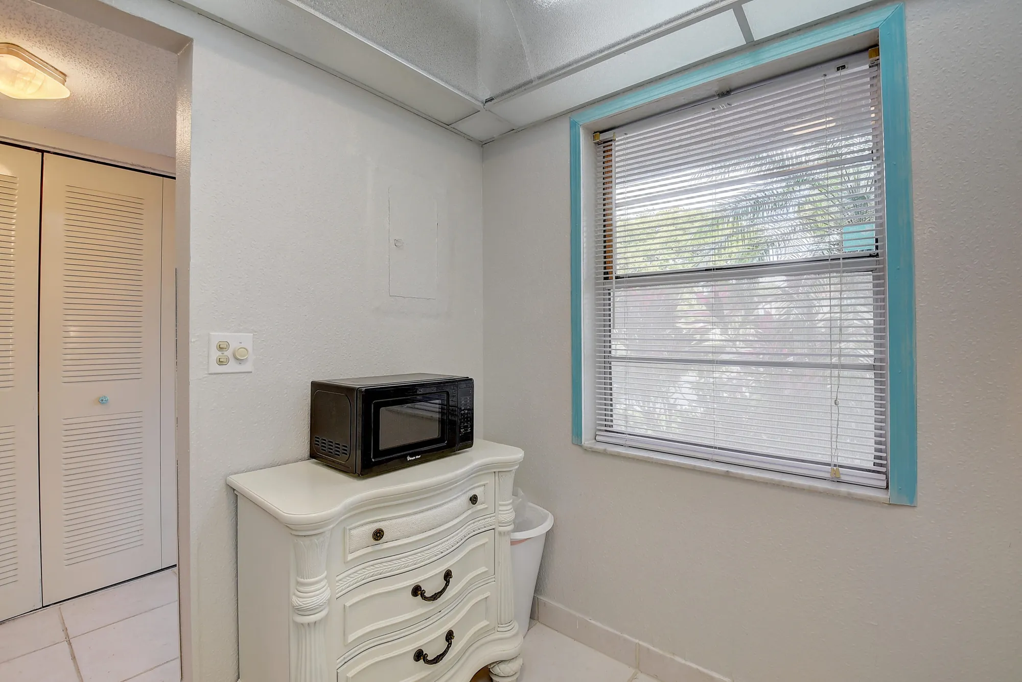 Property Slideshow image 12 of 30 | 5 abbey ln apt 108, Delray Beach, FL, 33446