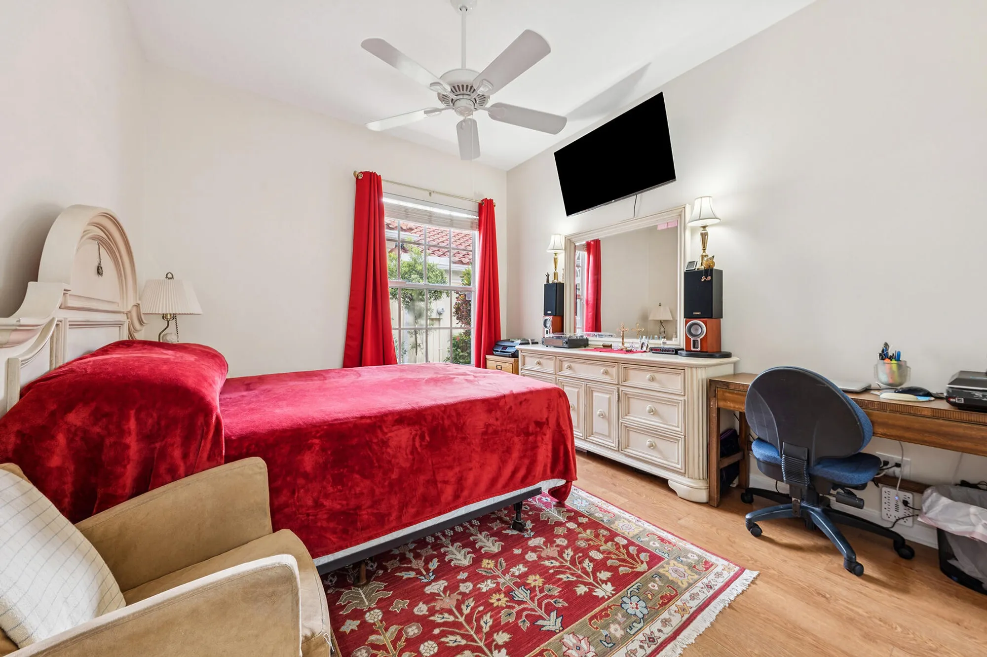 Property Slideshow image 15 of 57 | 2613 james river rd, West Palm Beach, FL, 33411