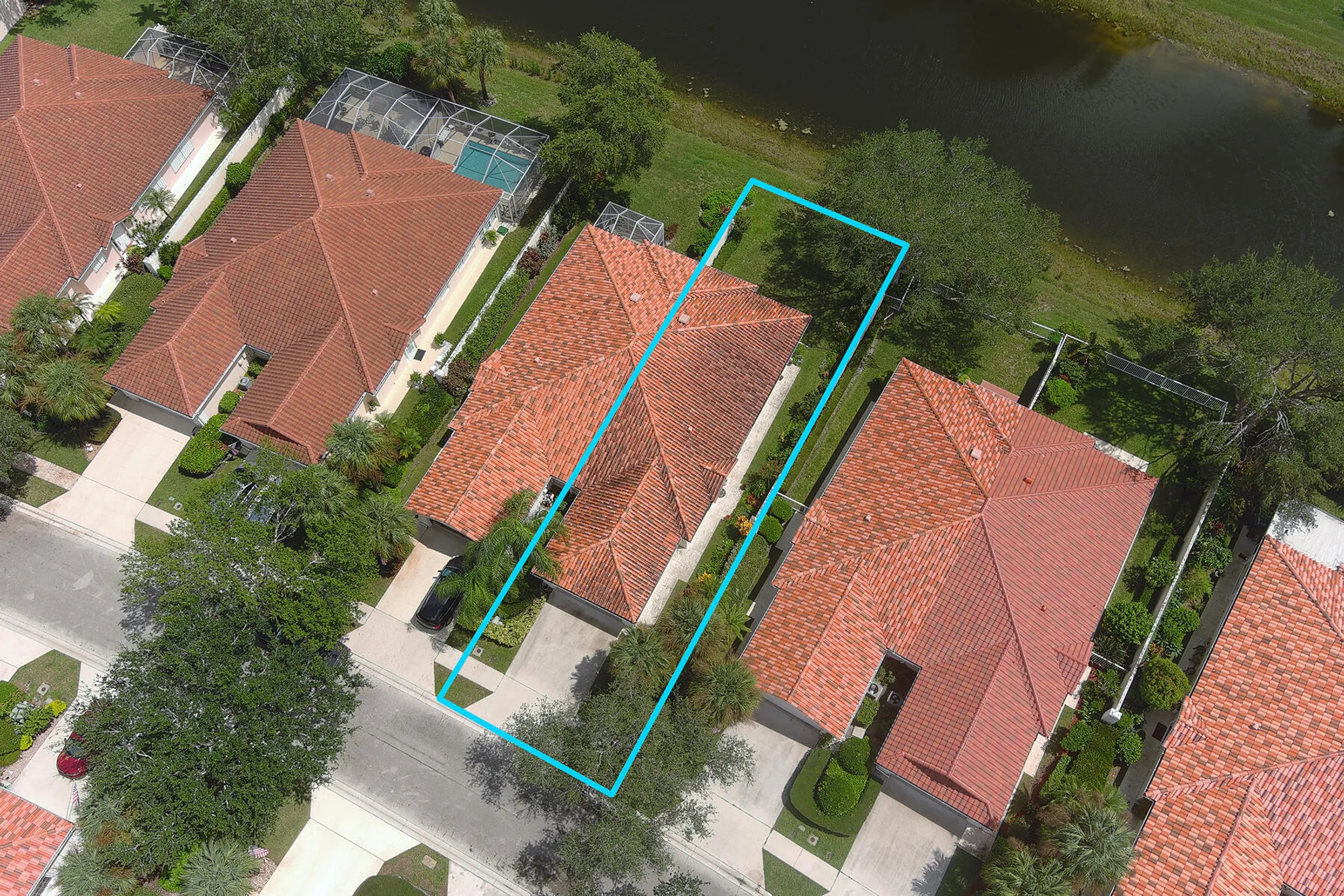 Property Slideshow image 22 of 51 | 2718 livingston ln, West Palm Beach, FL, 33411
