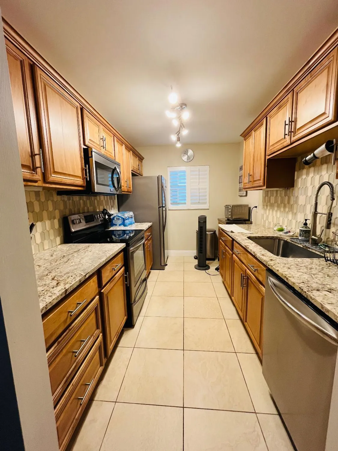 Property Slideshow image 11 of 27 | 2640 sw 22nd ave apt 1111, Delray Beach, FL, 33445