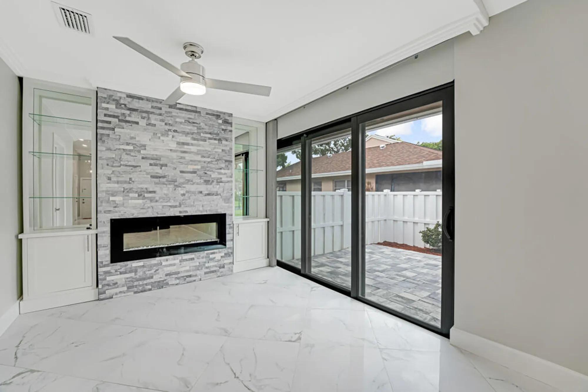 Property Slideshow image 16 of 48 | 8216 sweetbriar way, Boca Raton, FL, 33496