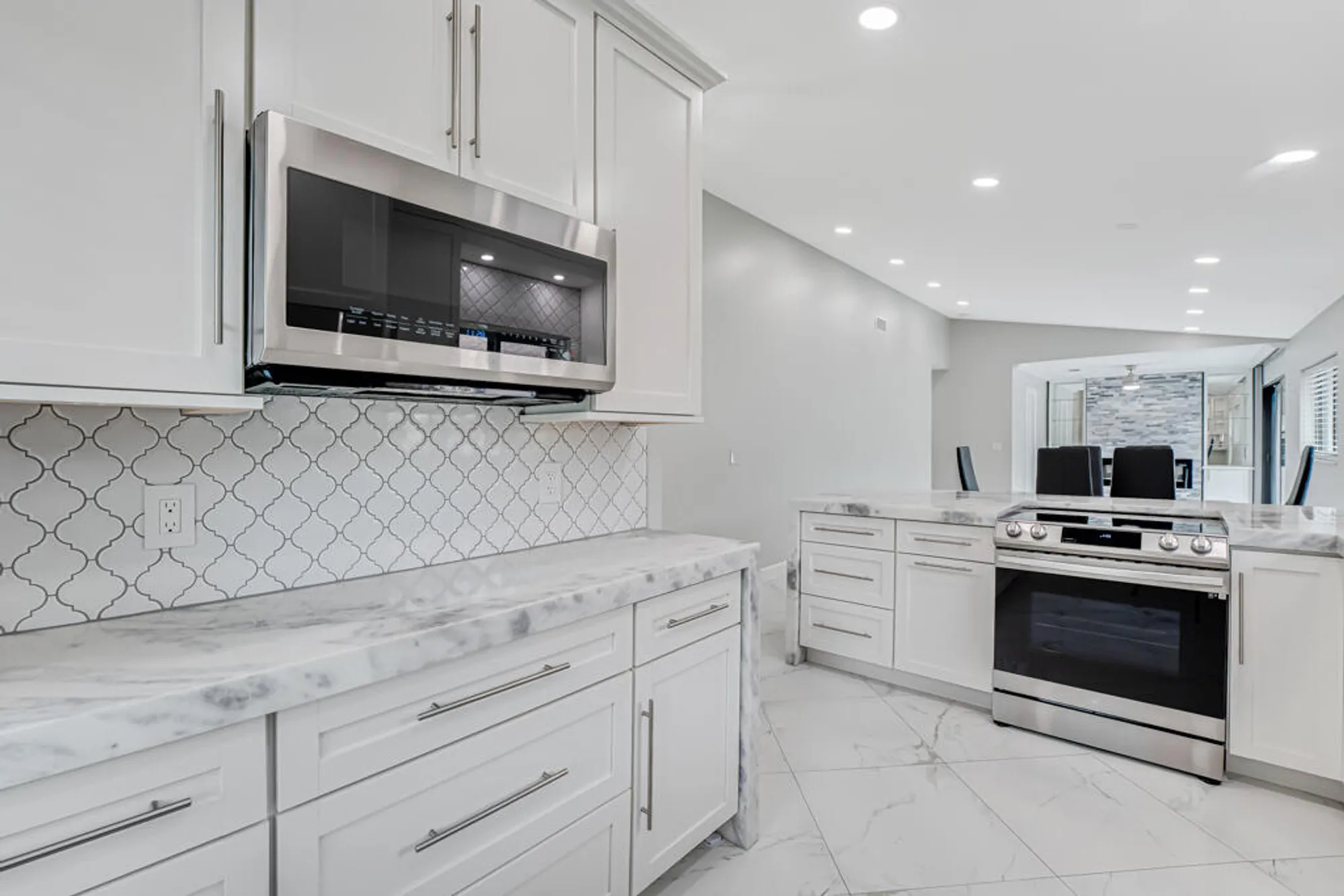 Property Slideshow image 5 of 48 | 8216 sweetbriar way, Boca Raton, FL, 33496